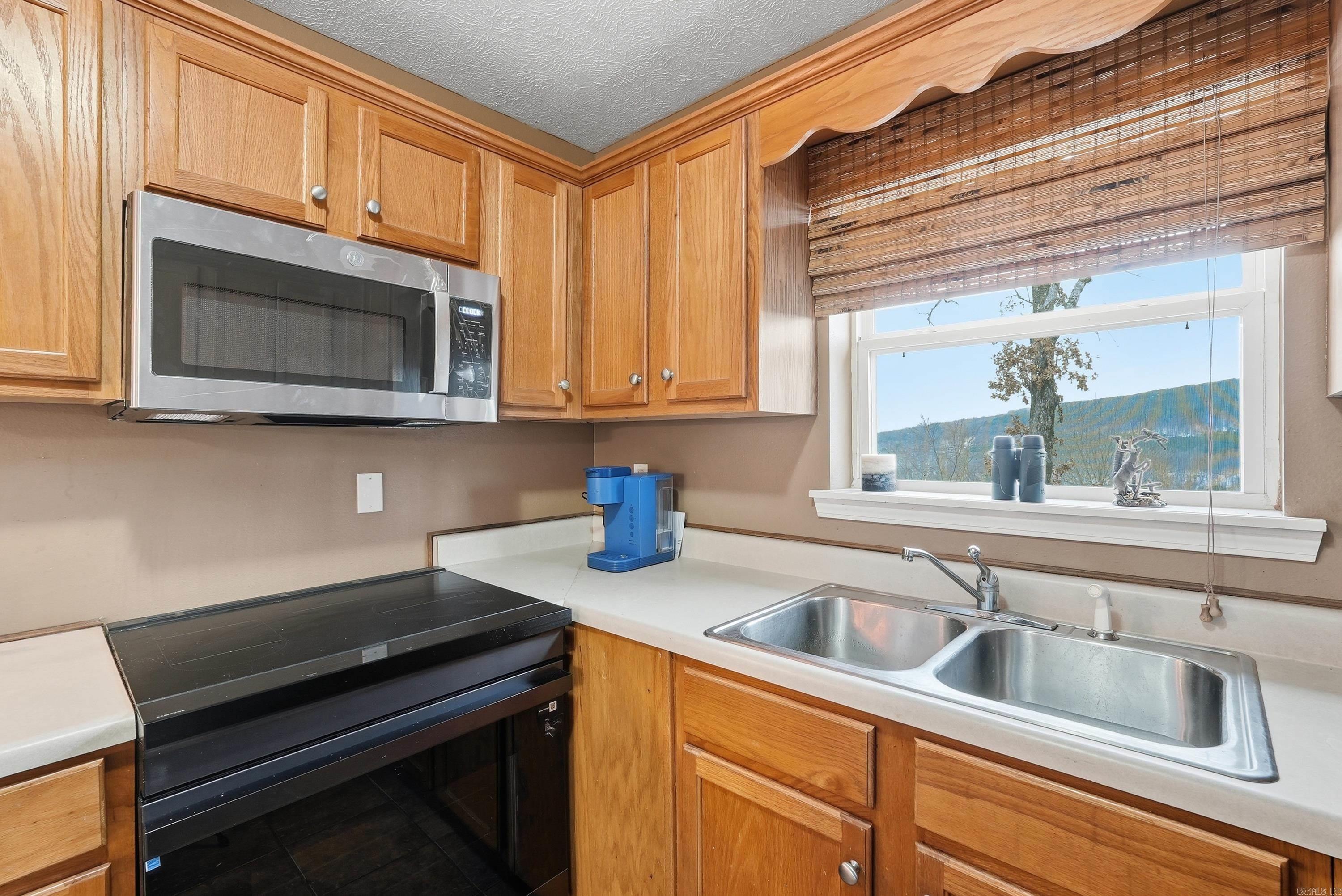 Hill Creek Road - Residential