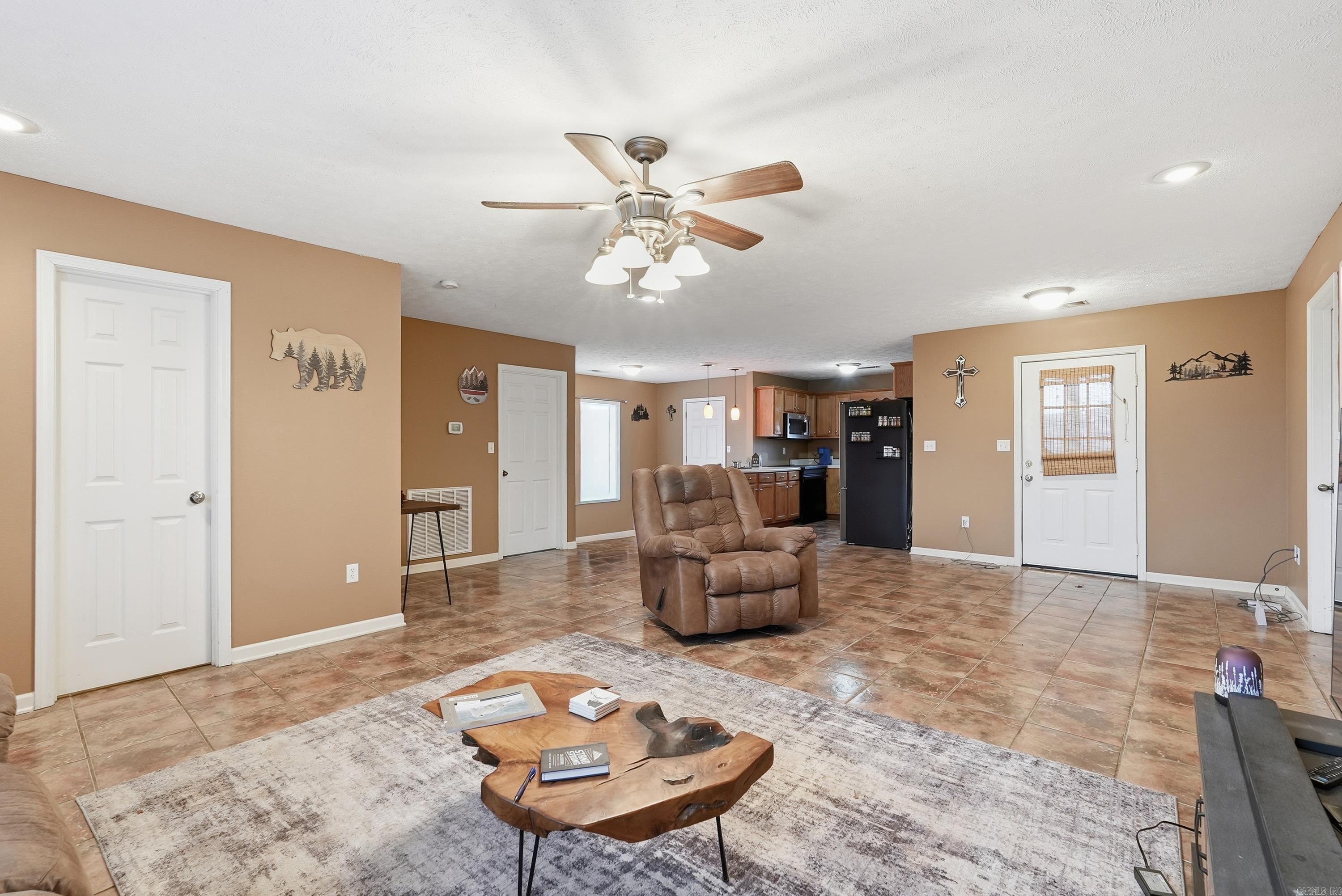 Hill Creek Road - Residential