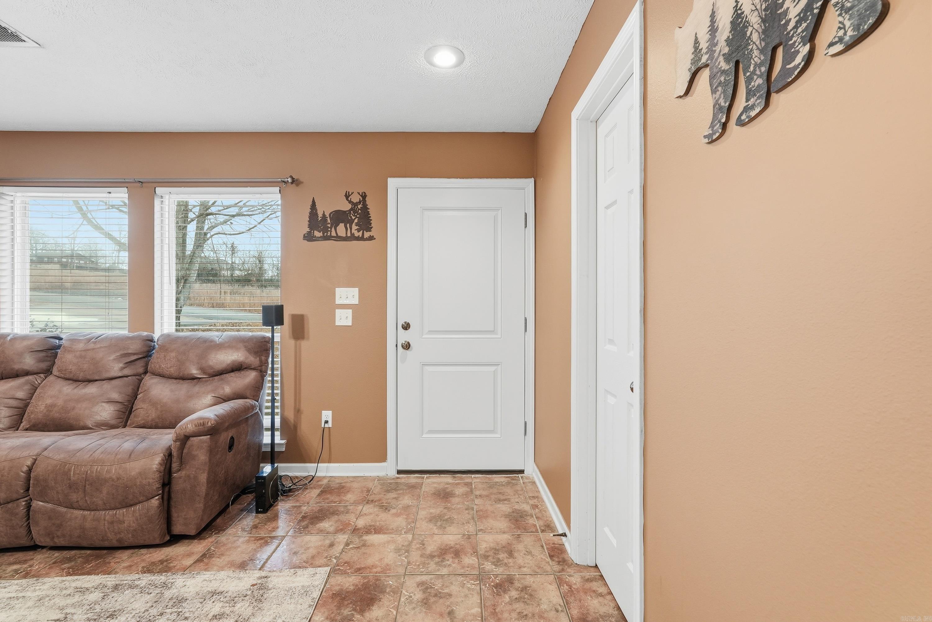 Hill Creek Road - Residential