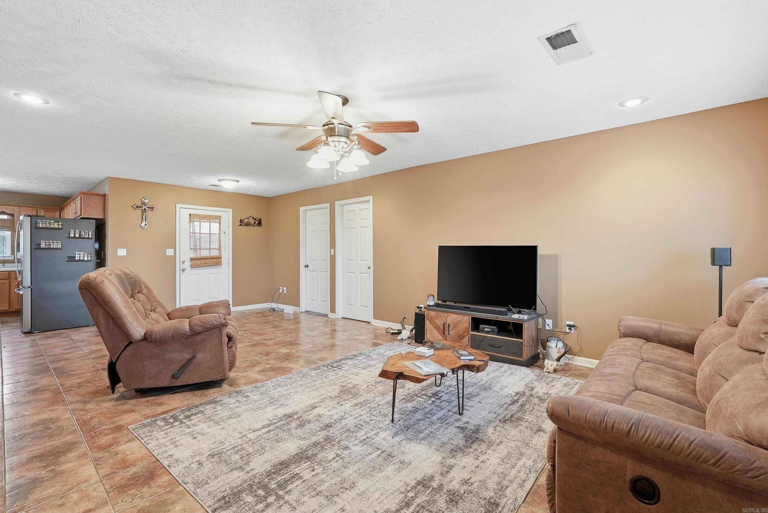 Hill Creek Road - Residential