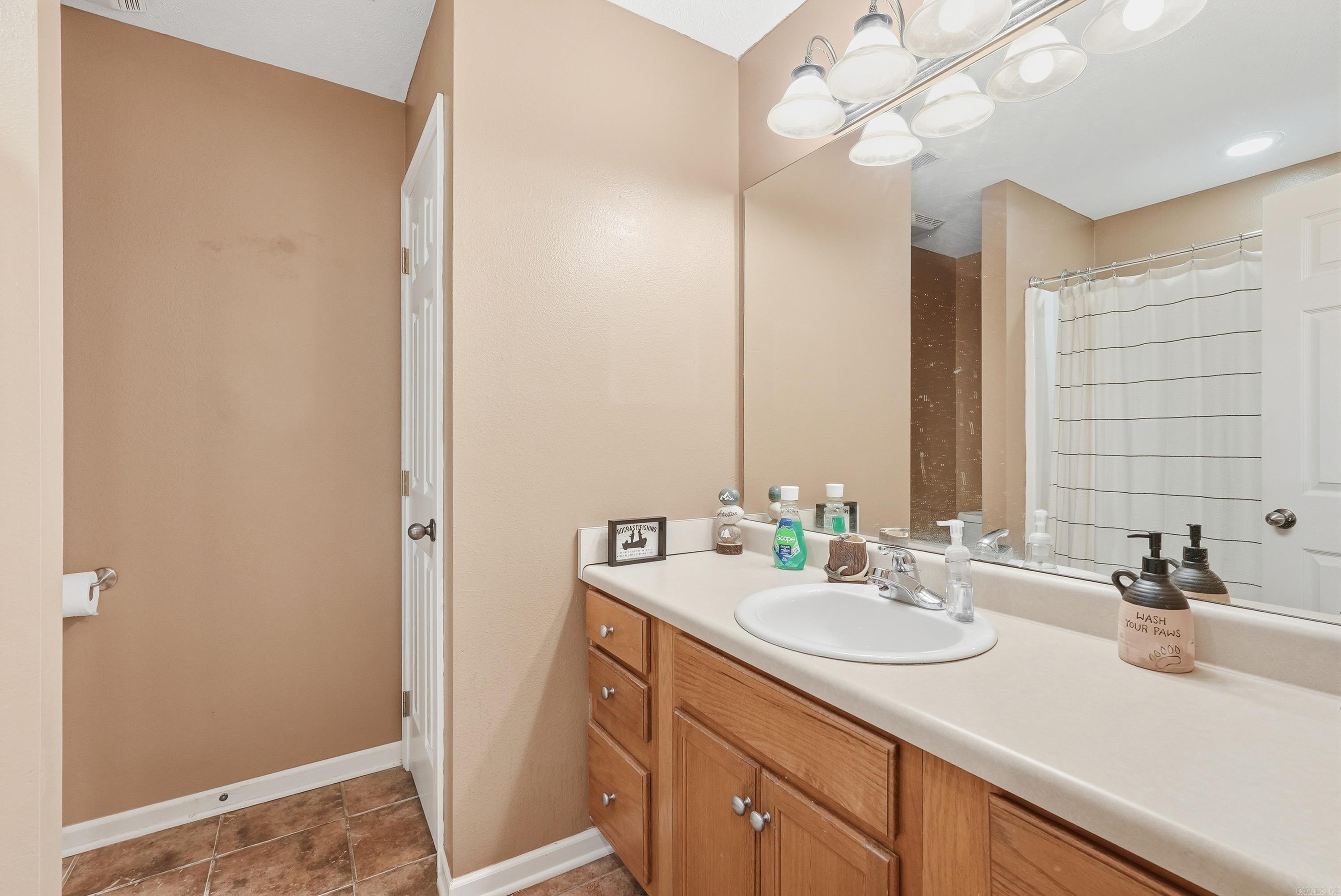 Hill Creek Road - Residential