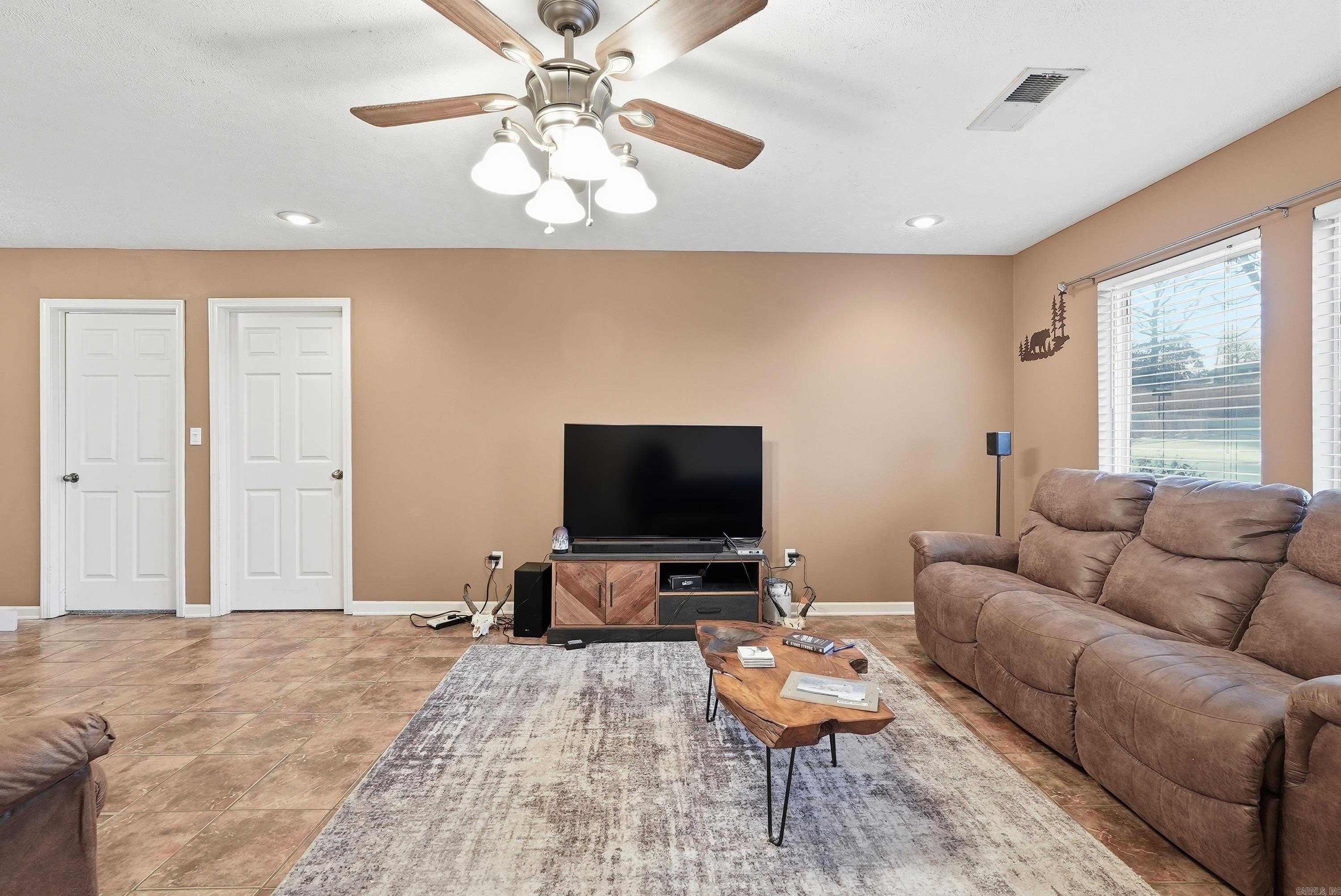 Hill Creek Road - Residential