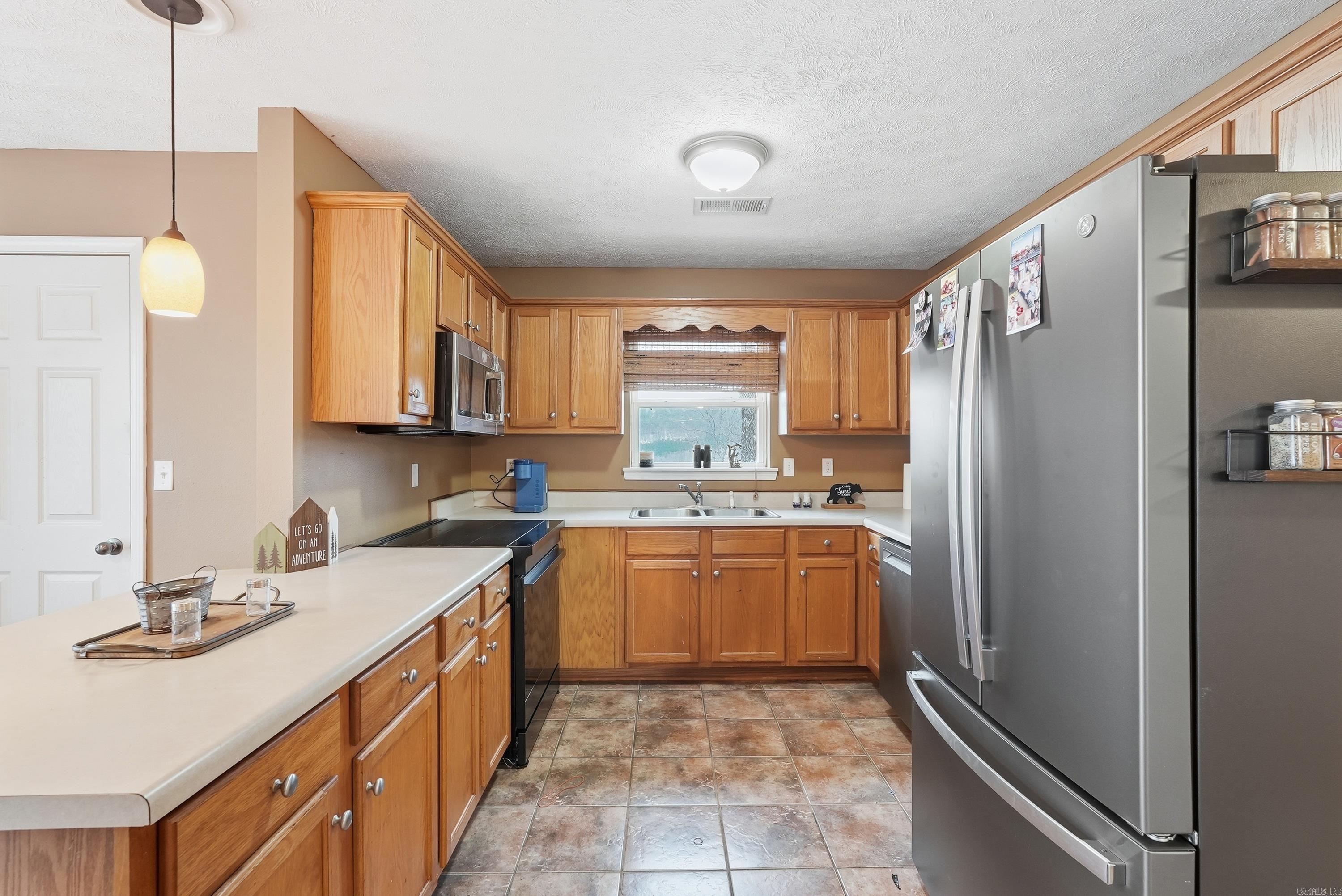 Hill Creek Road - Residential