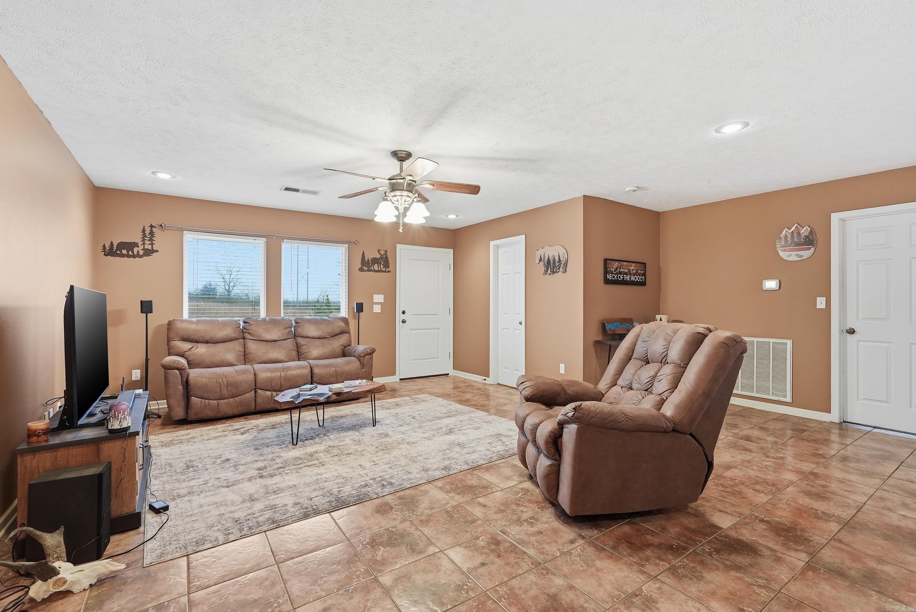 Hill Creek Road - Residential