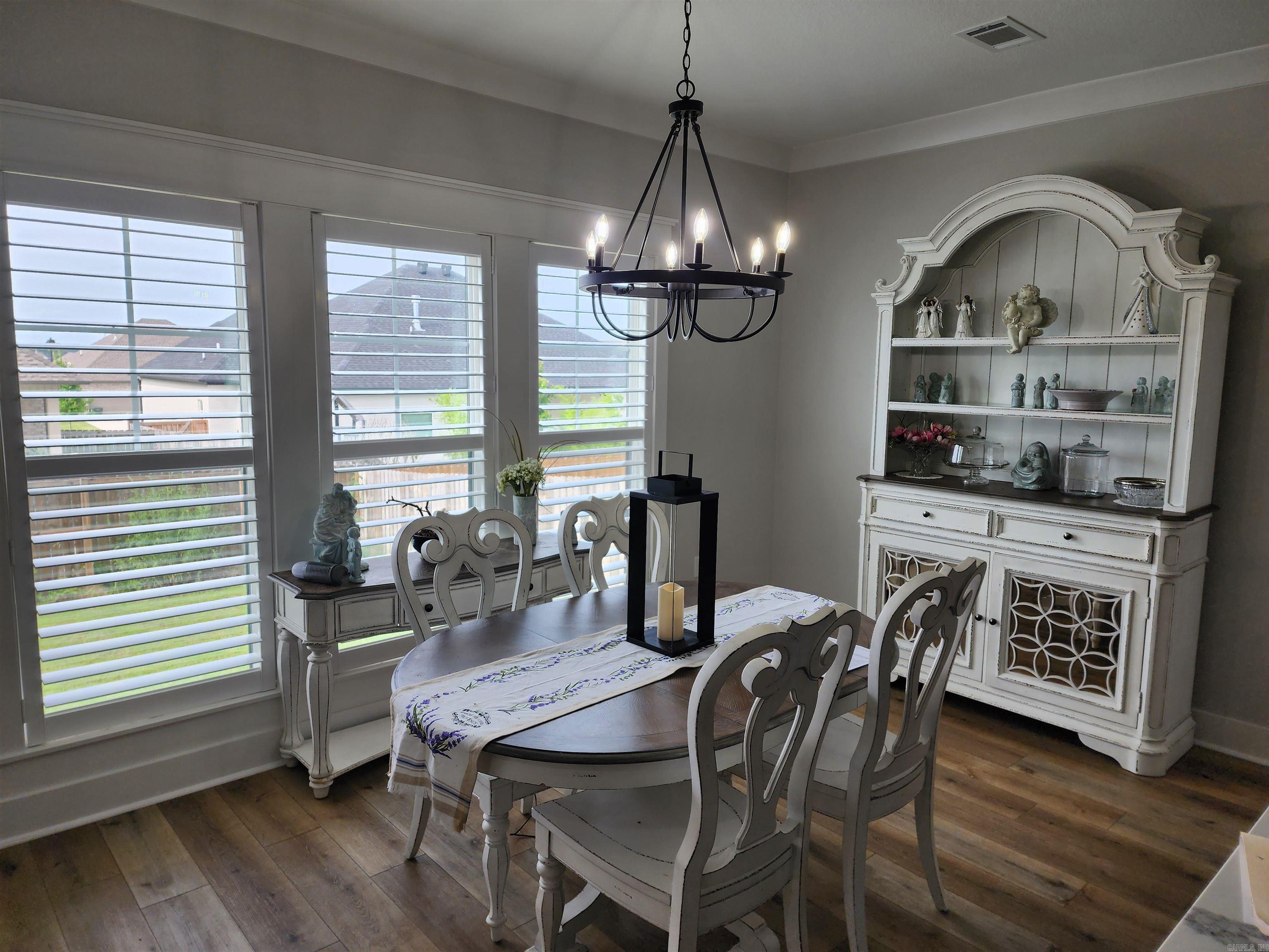 ROBYNMAR - Residential