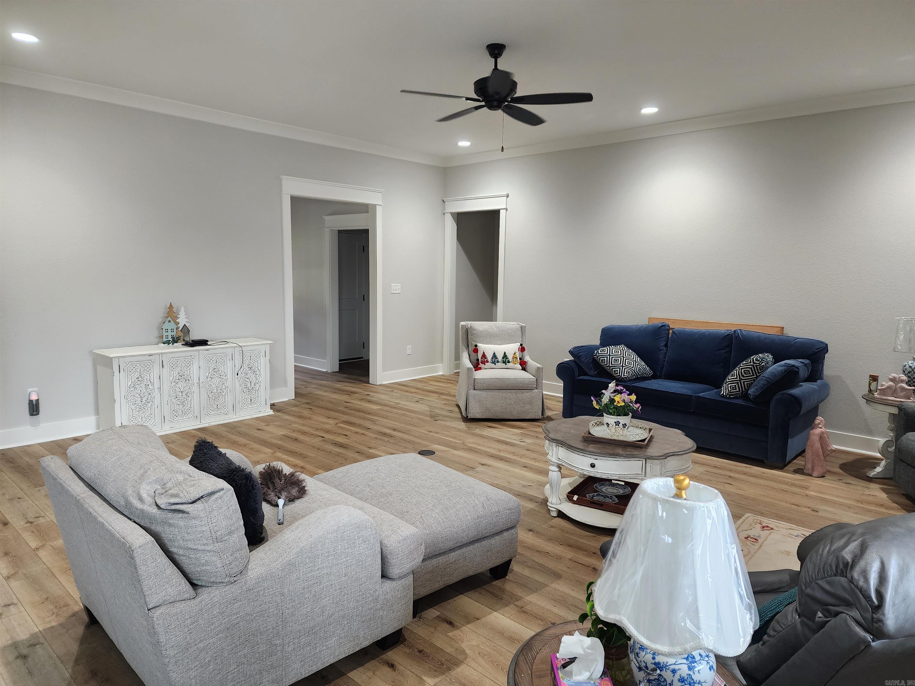 ROBYNMAR - Residential