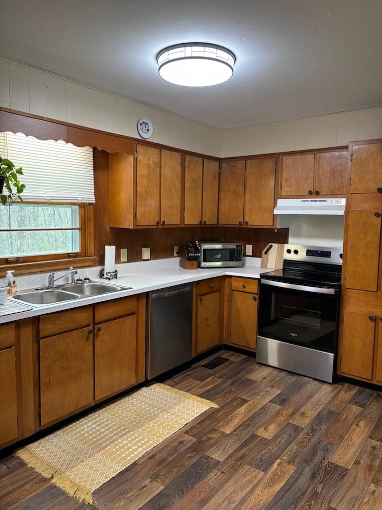 Dakota Second - Residential