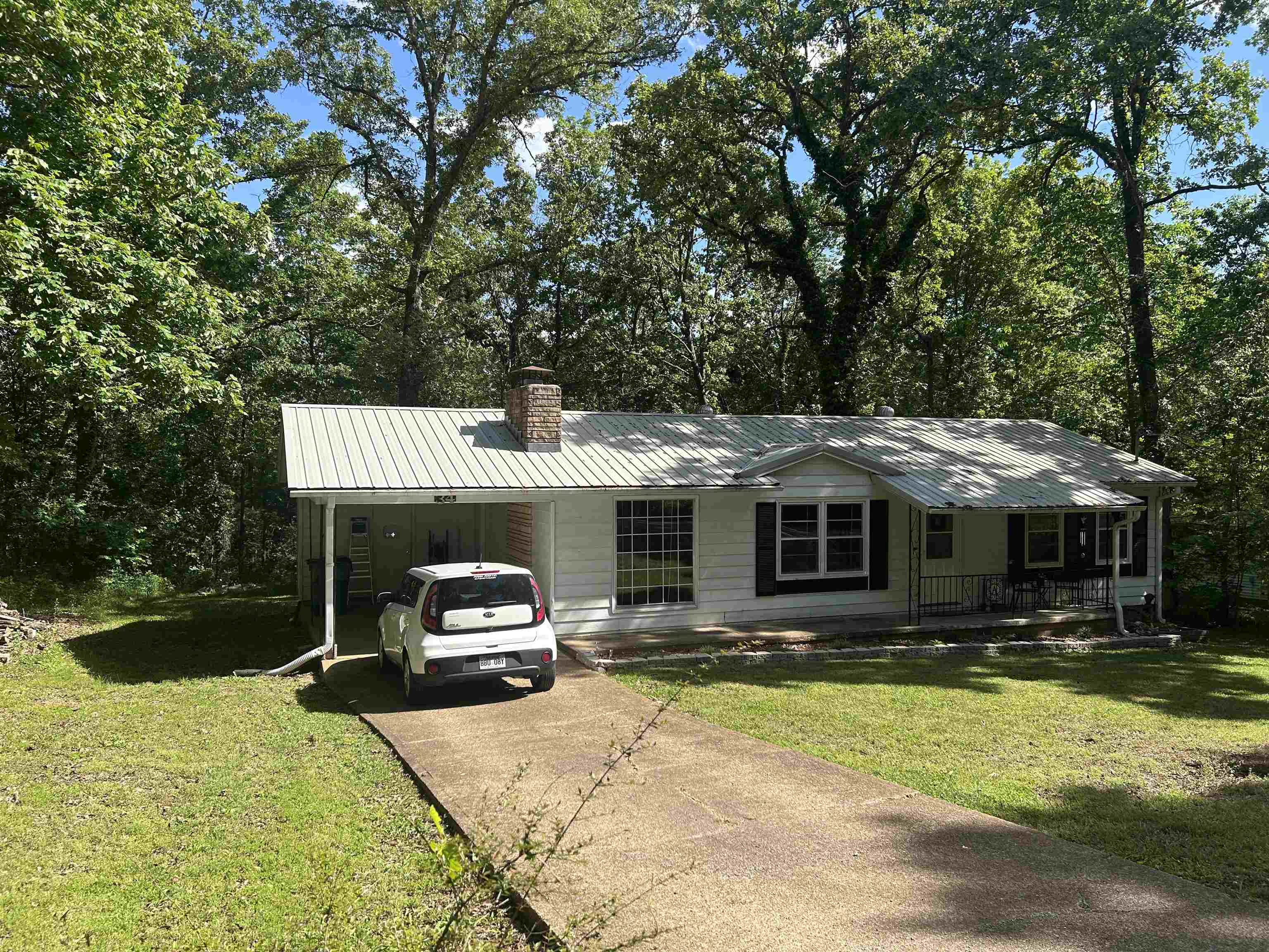 Dakota Second - Residential