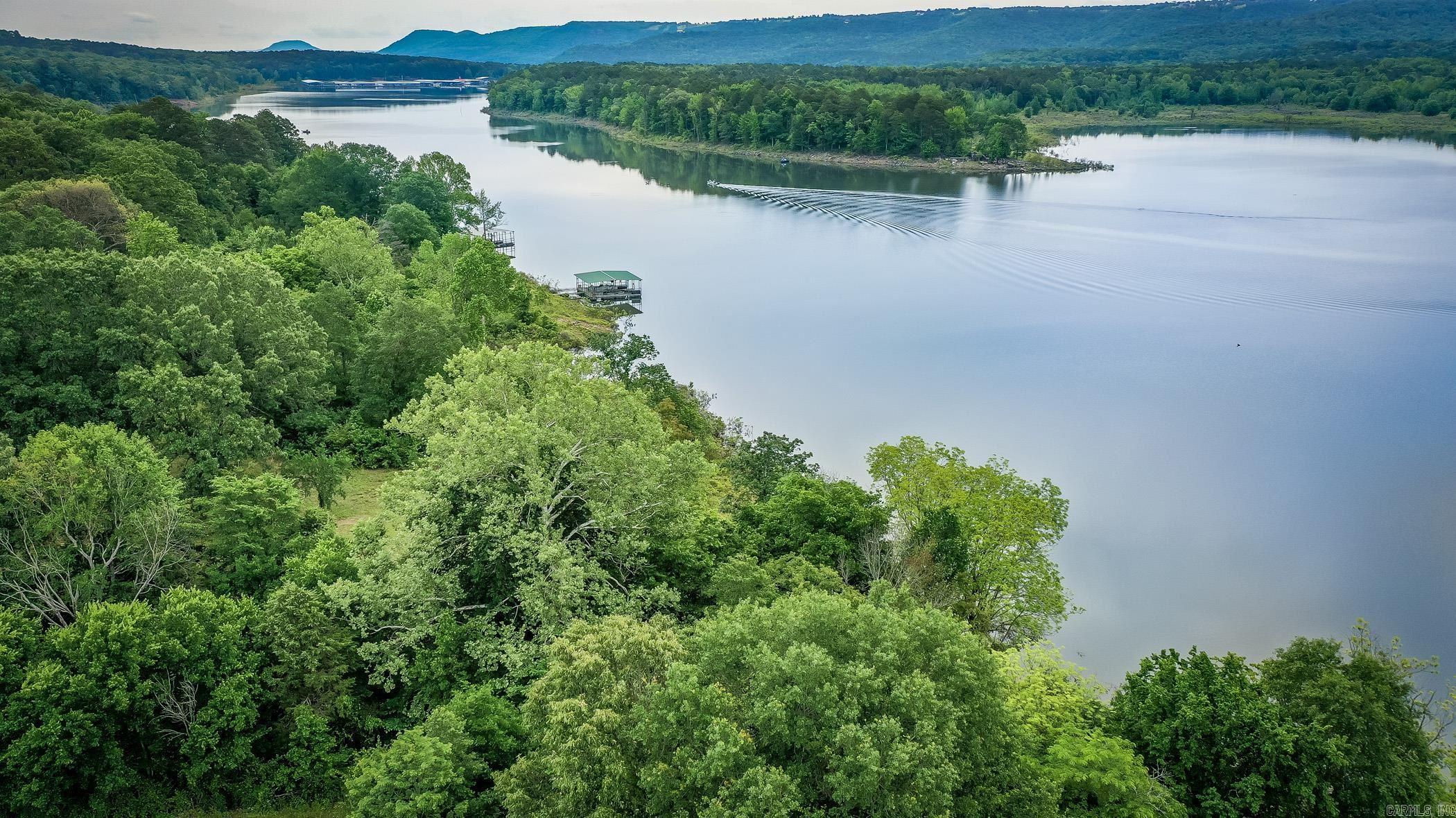 Mooreview Clinton - Land