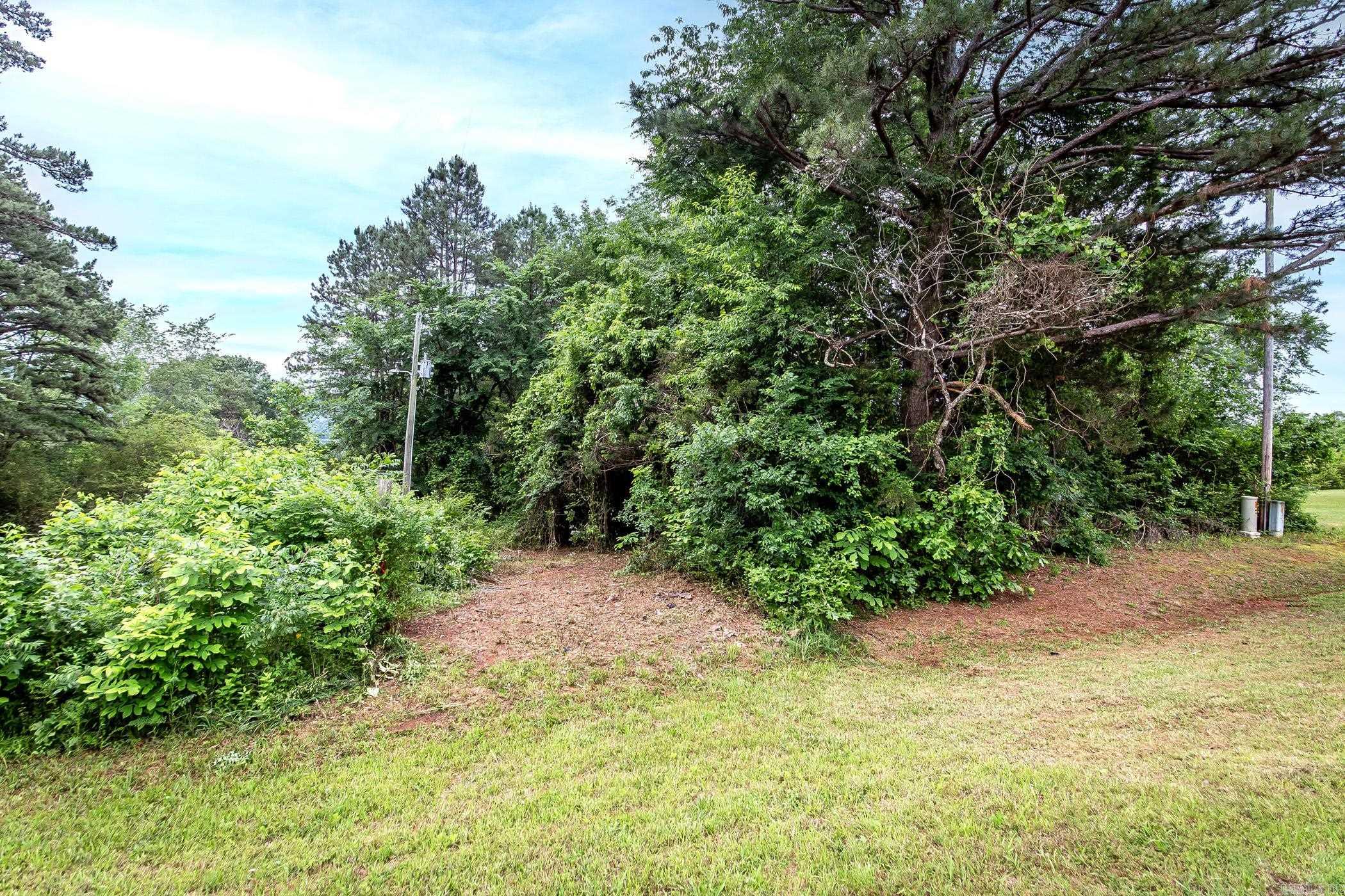 Mooreview Clinton - Land