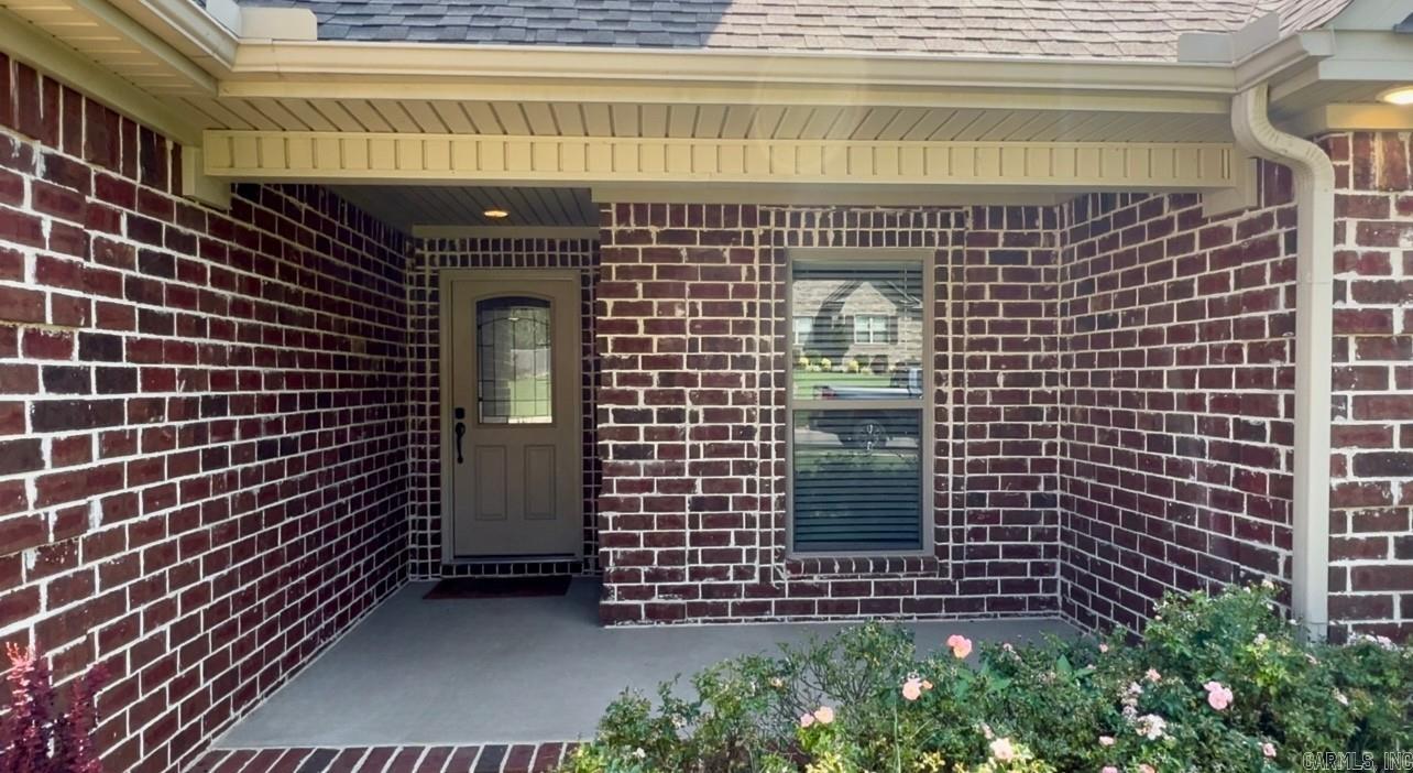 WHISPERING HILLS PHASE III REPLA - Residential