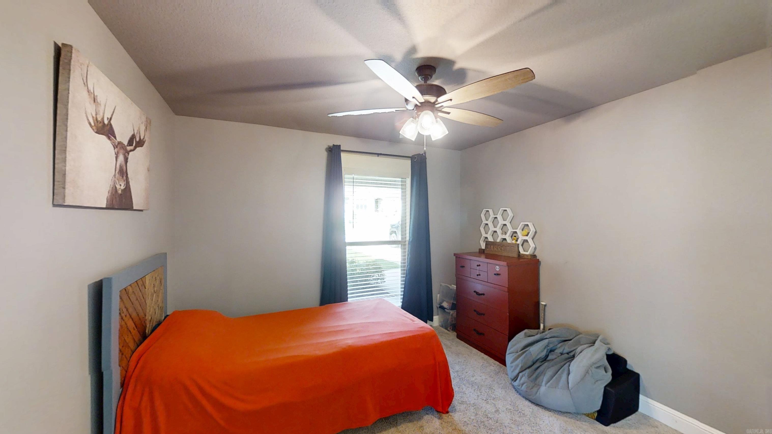 WHISPERING HILLS PHASE III REPLA - Residential