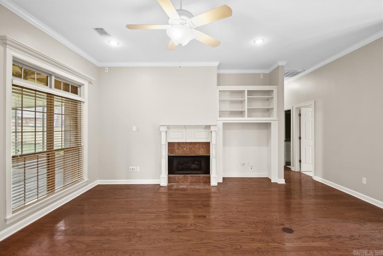 COUNTRY CLUB OF ARK THE - Residential