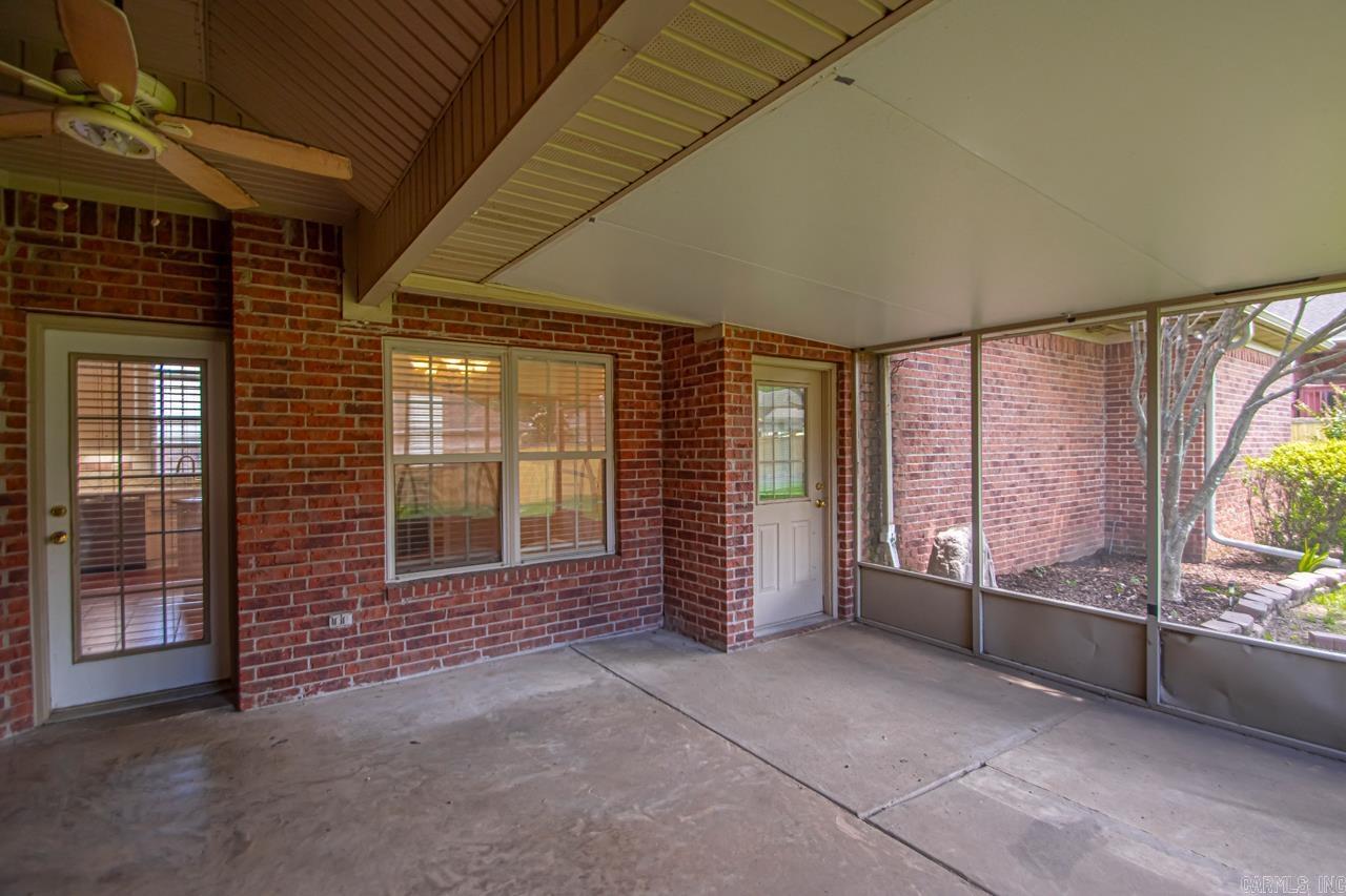 COUNTRY CLUB OF ARK THE - Residential