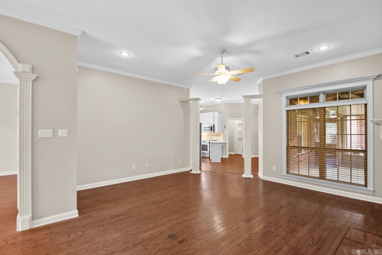 COUNTRY CLUB OF ARK THE - Residential