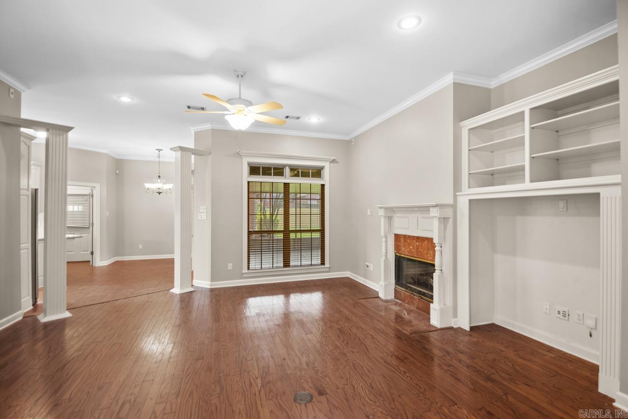 COUNTRY CLUB OF ARK THE - Residential