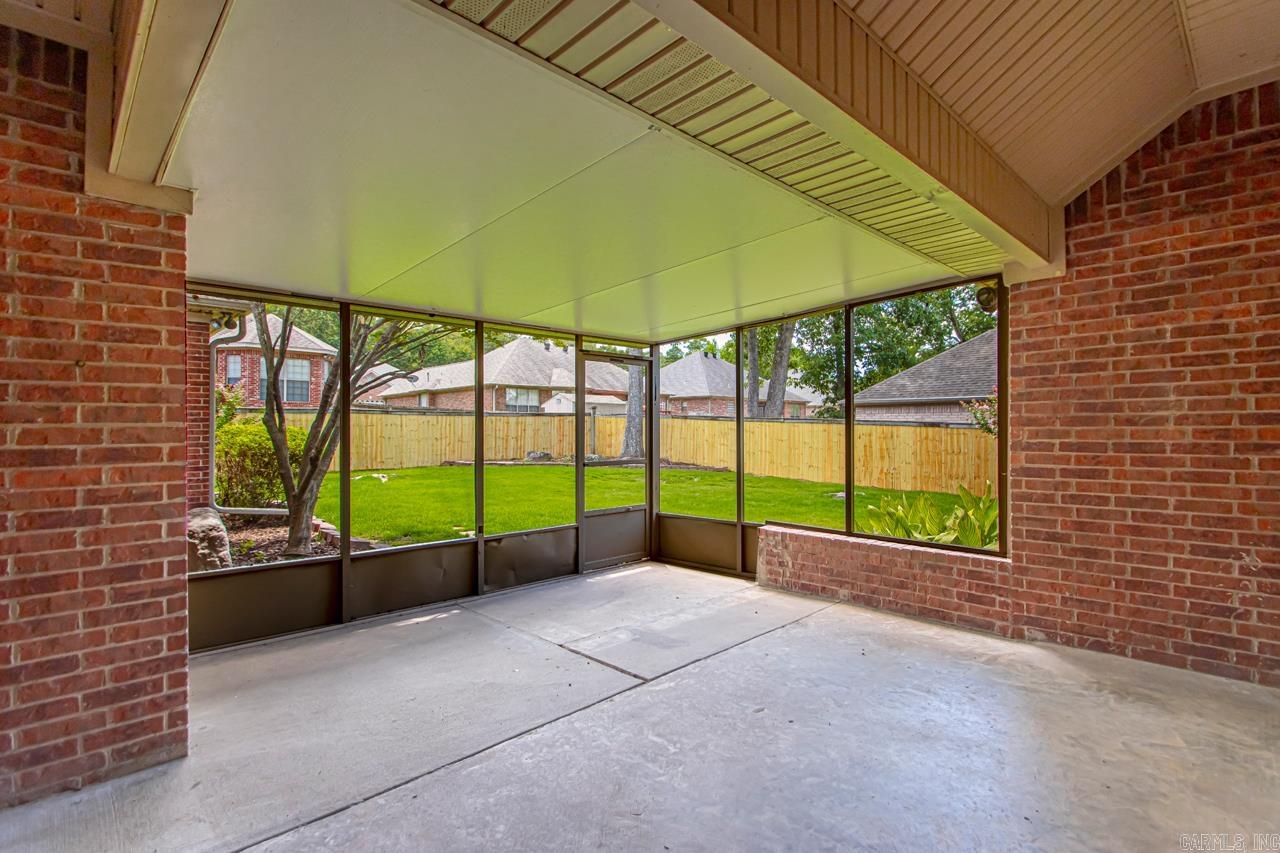 COUNTRY CLUB OF ARK THE - Residential