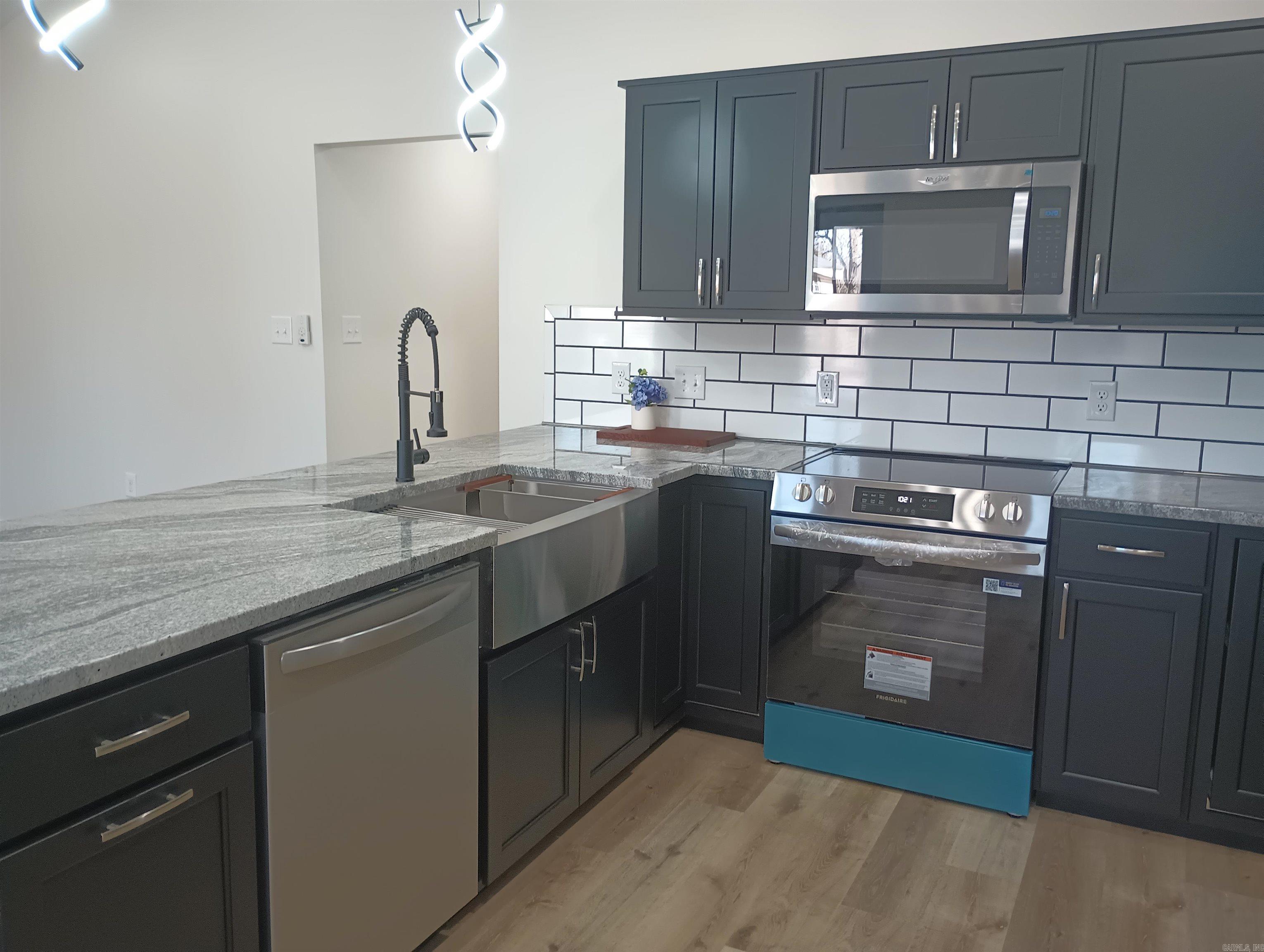 Pruett 2nd - Residential