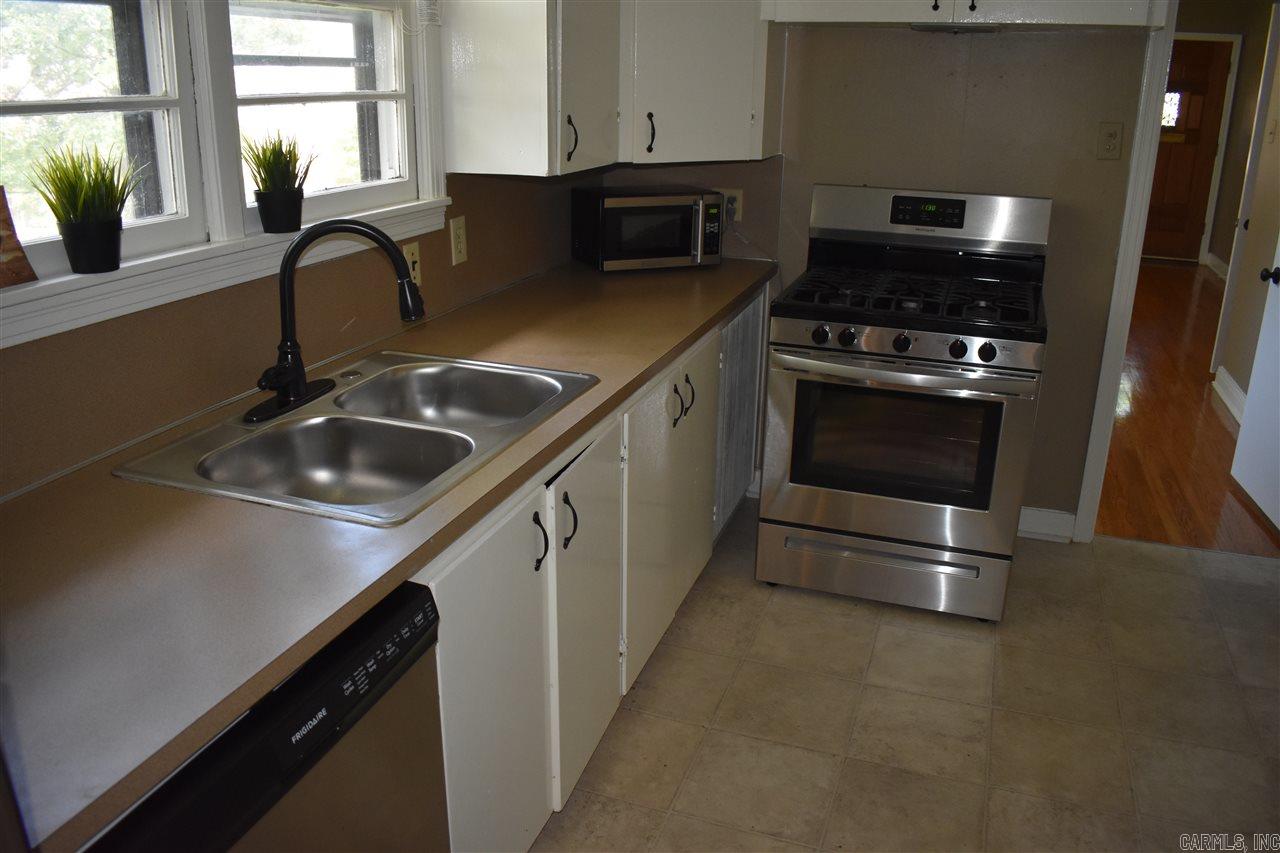 Hillcrest #1 - Residential Lease