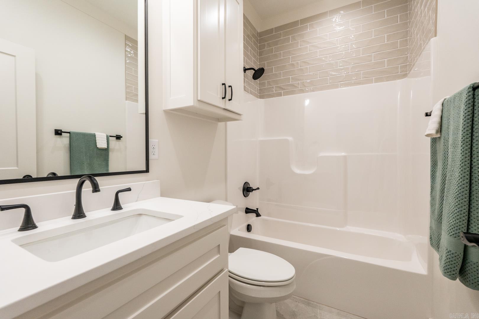 Lands End Estates - Residential