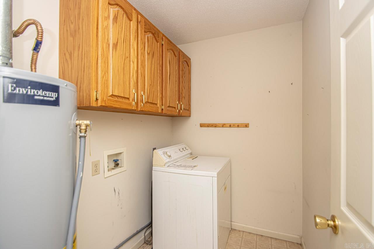 GRAY OAKS - Residential