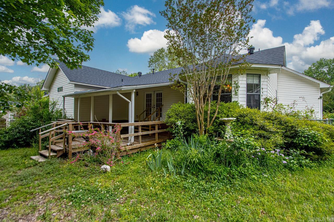 GRAY OAKS - Residential