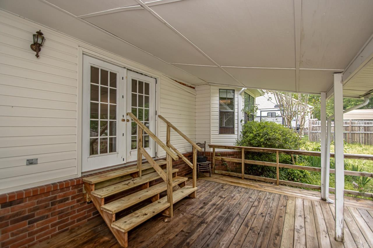 GRAY OAKS - Residential