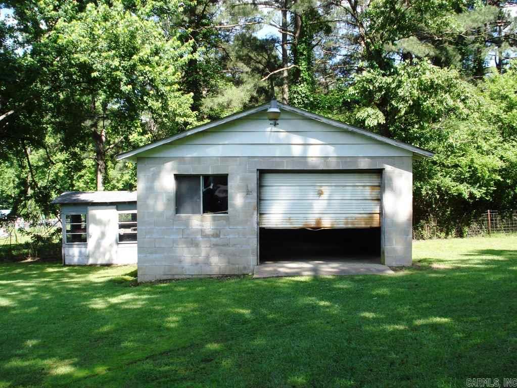 HURRICANE SHORE - Residential