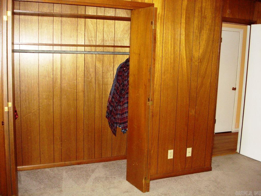 HURRICANE SHORE - Residential