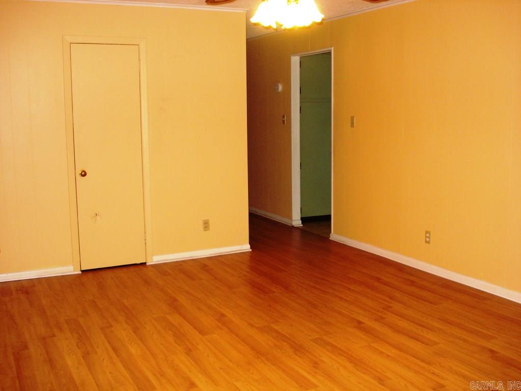 HURRICANE SHORE - Residential