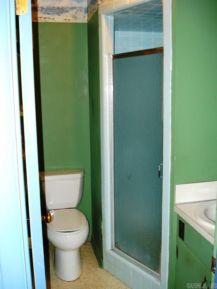 HURRICANE SHORE - Residential