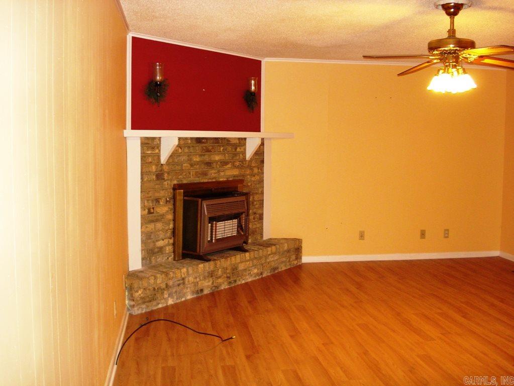 HURRICANE SHORE - Residential