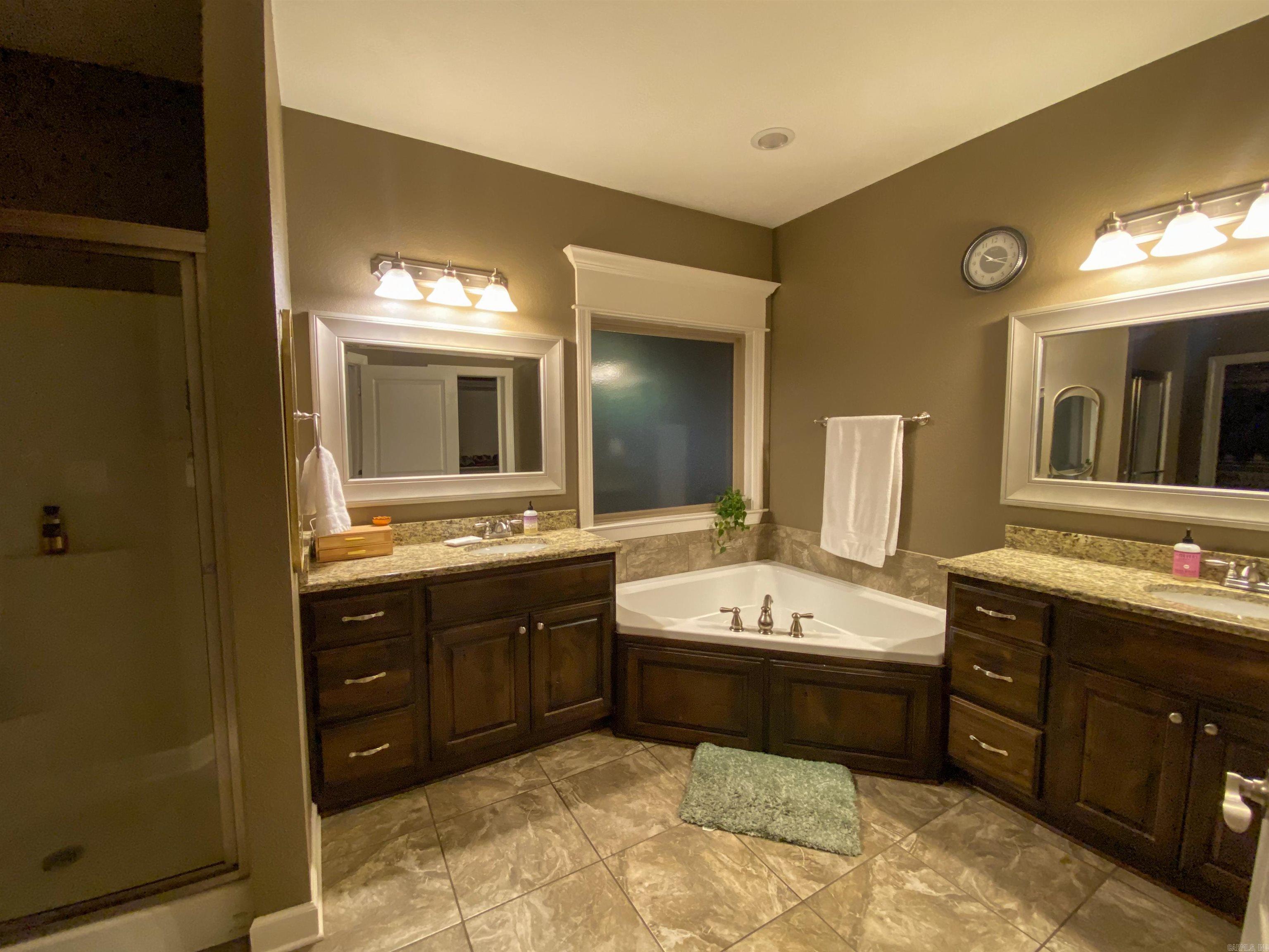 BIANCA MEADOWS - Residential