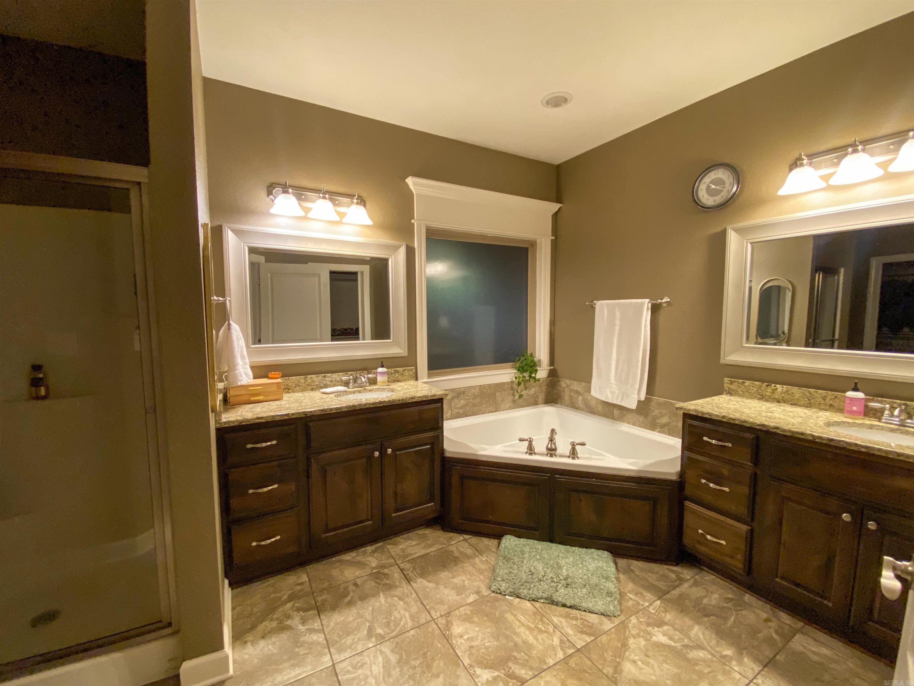 BIANCA MEADOWS - Residential