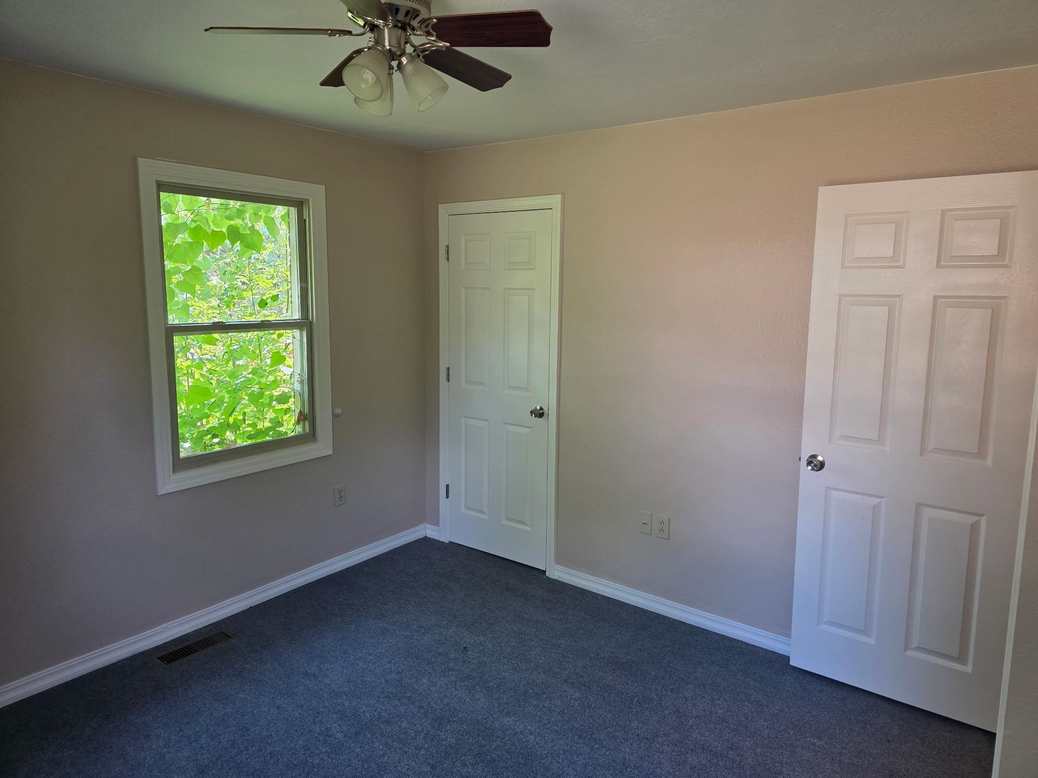 GREEN ACRES - Residential Lease
