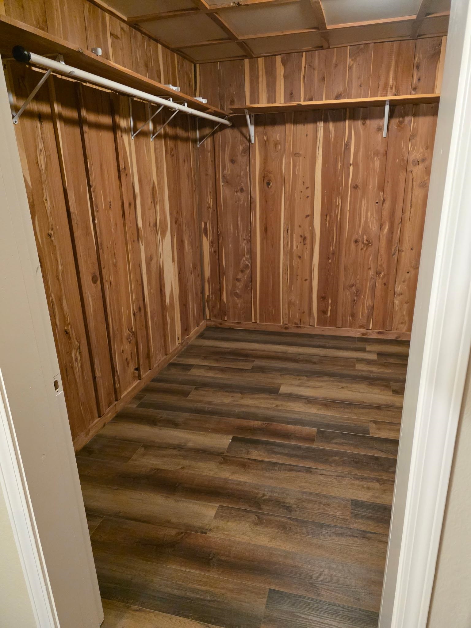 GREEN ACRES - Residential Lease