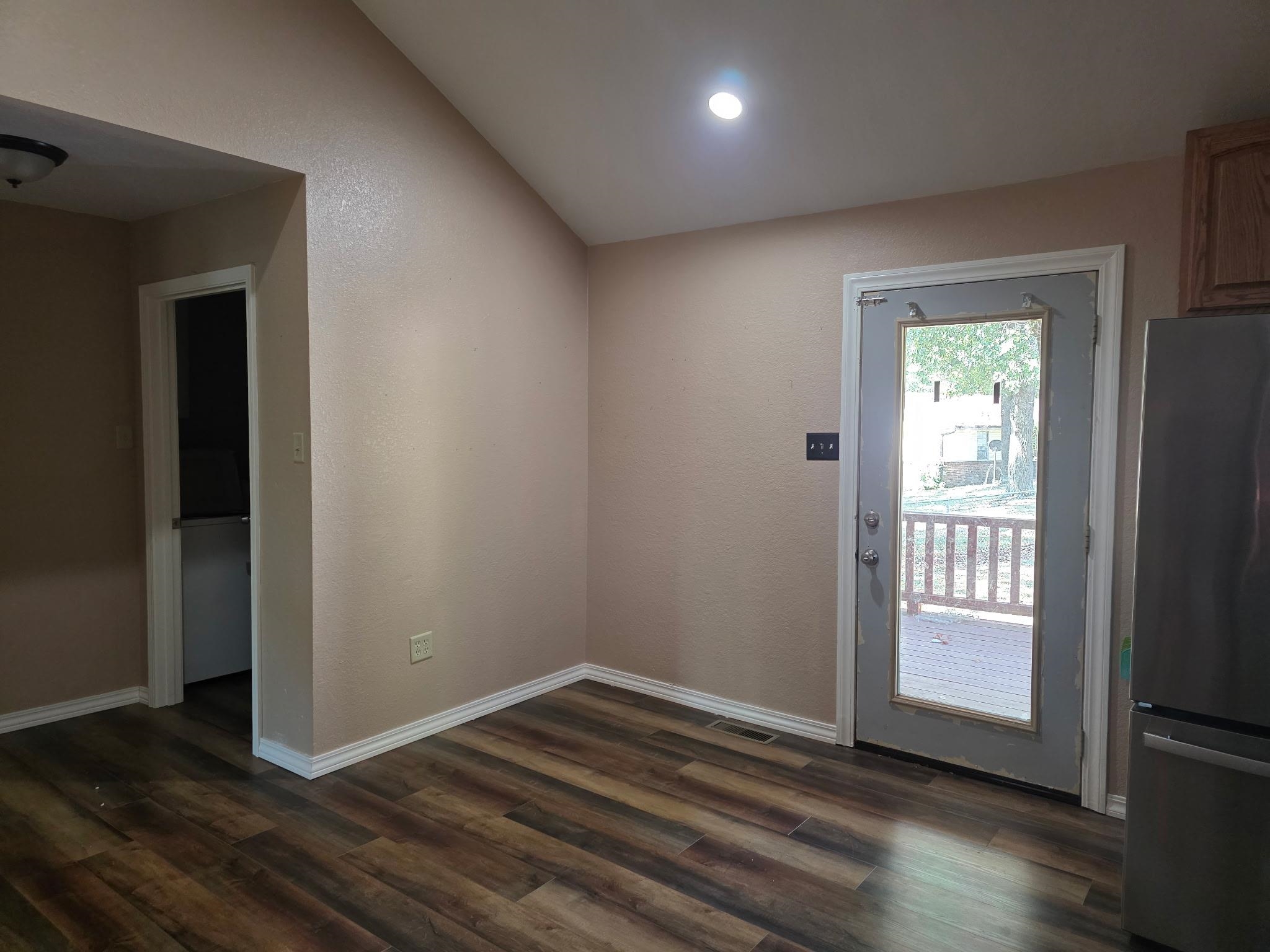 GREEN ACRES - Residential Lease