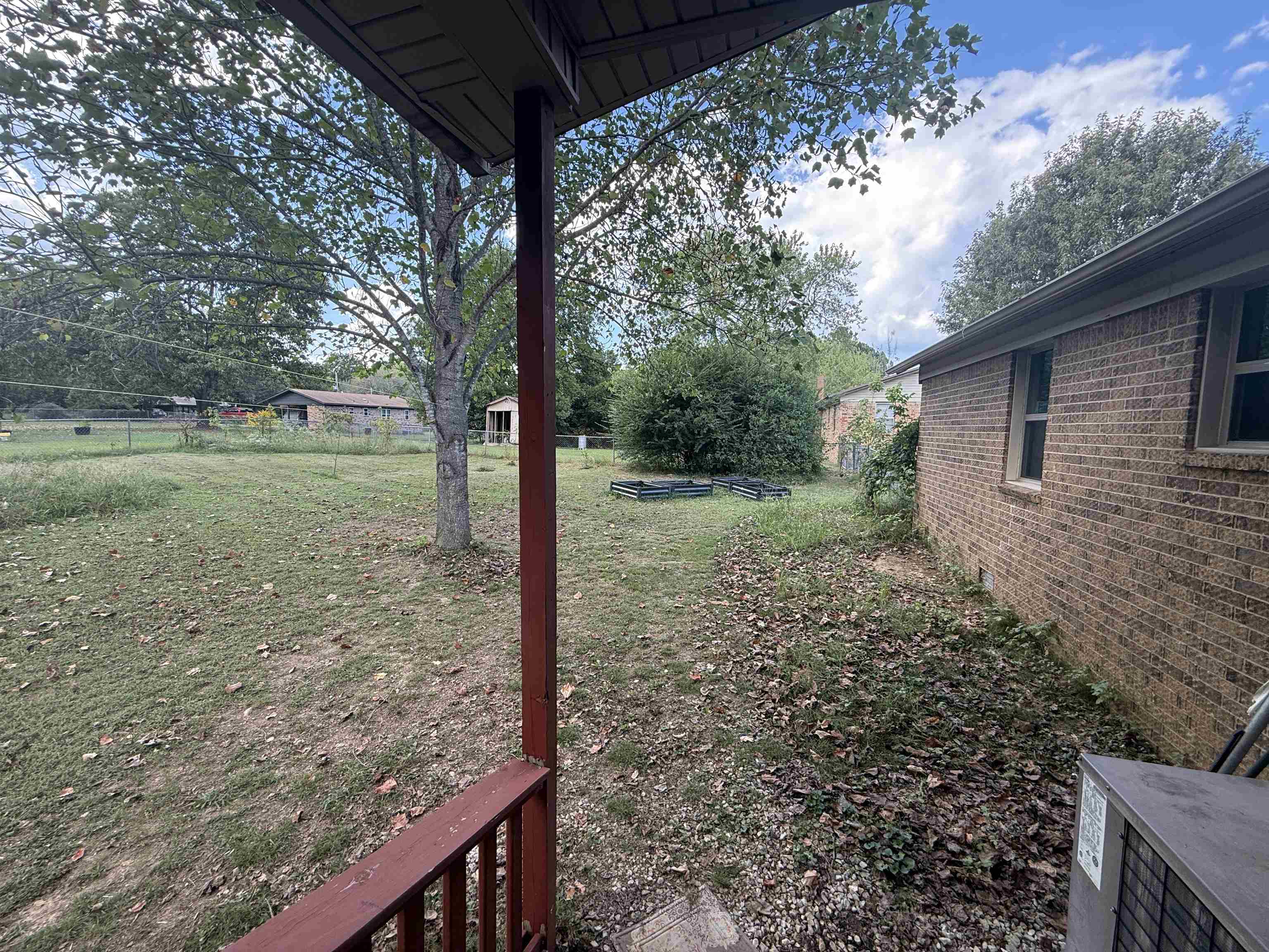 GREEN ACRES - Residential Lease
