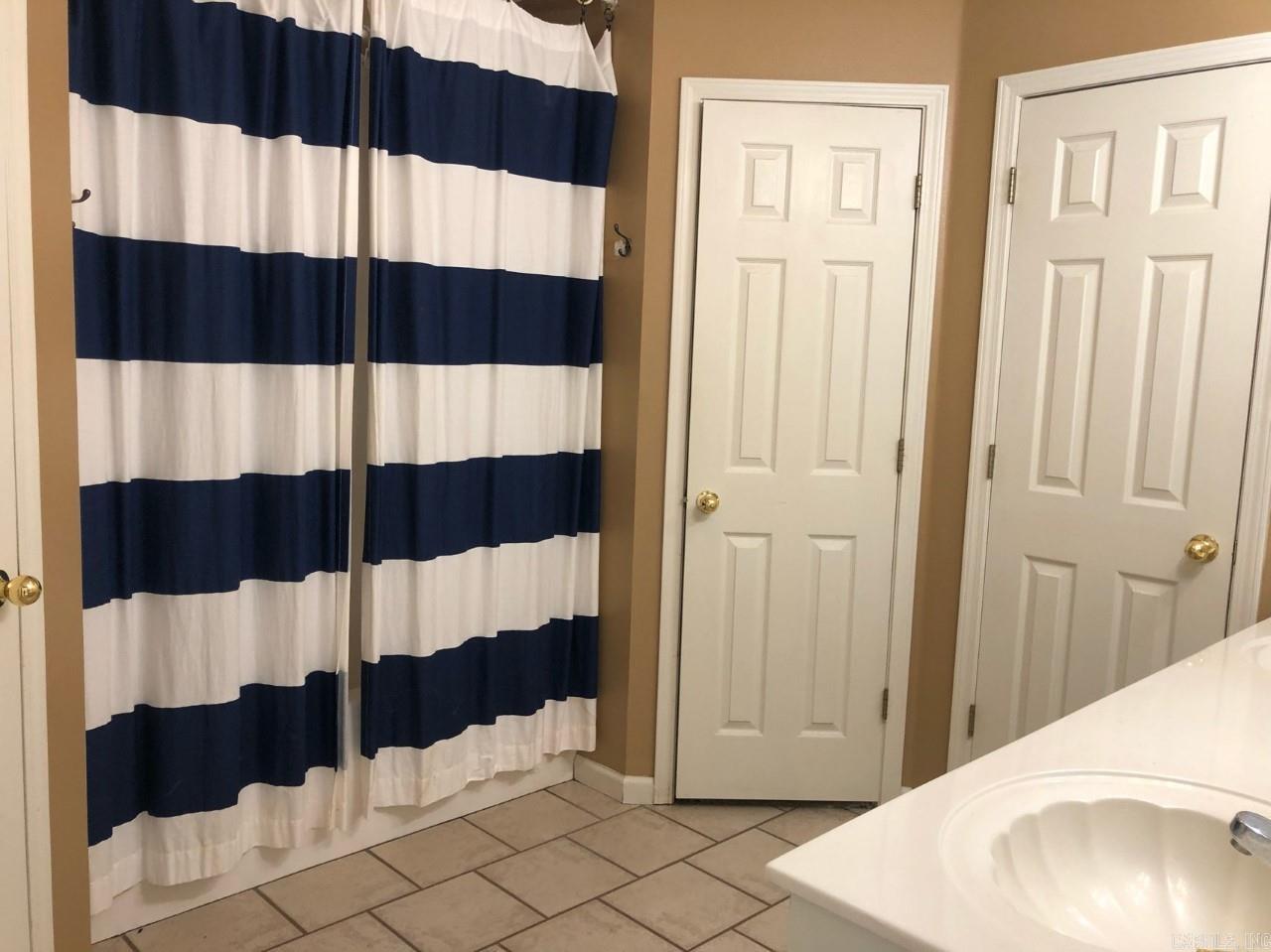 Marlise Manor - Residential Lease