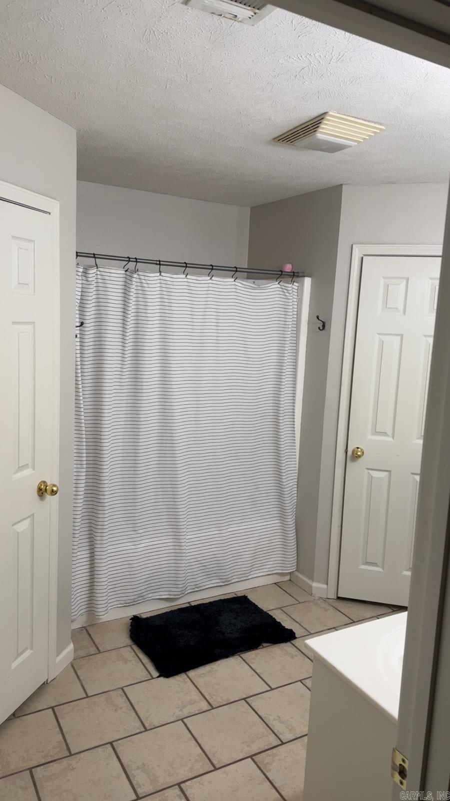 Marlise Manor - Residential Lease