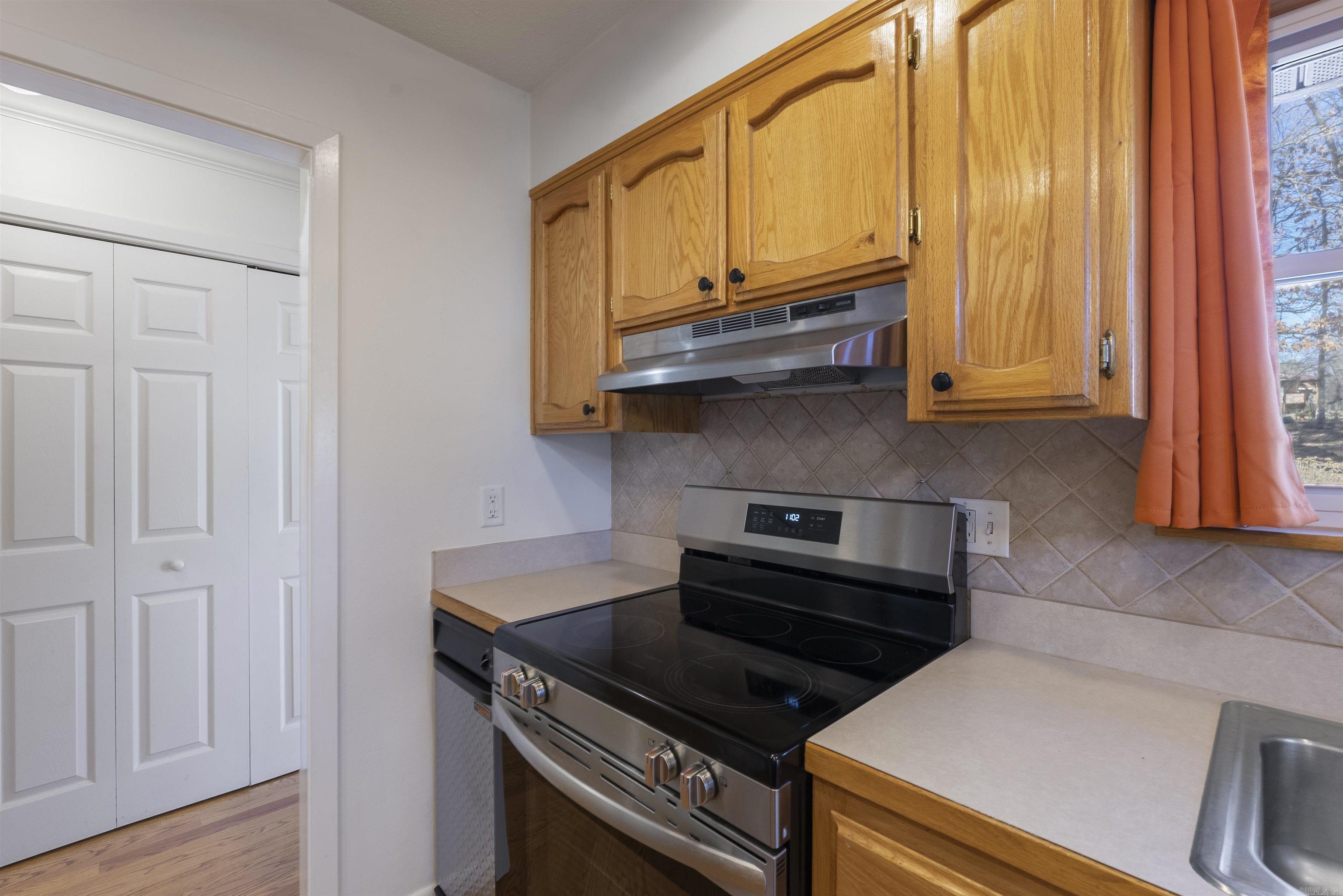 INDIAN HILLS - Residential