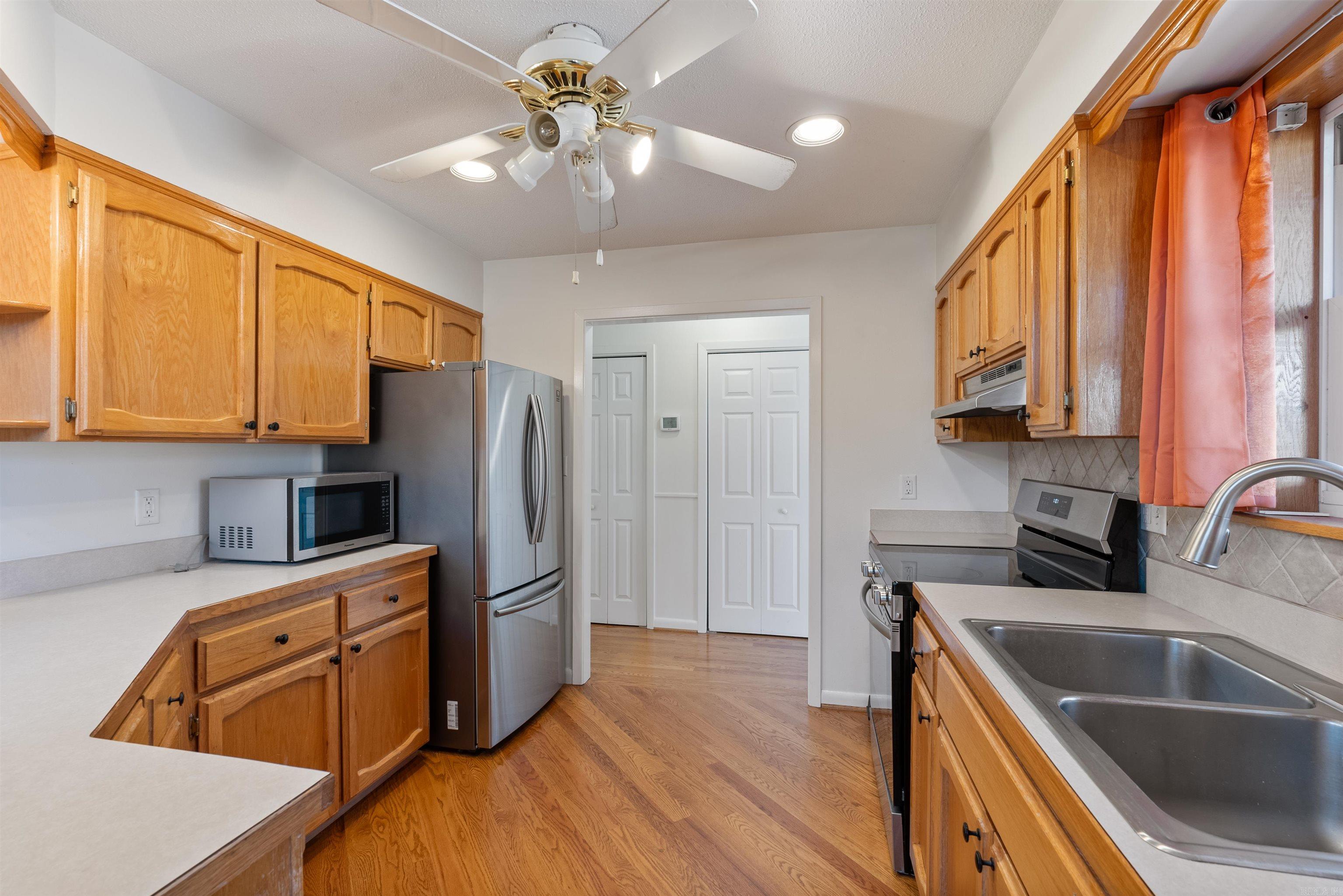 INDIAN HILLS - Residential