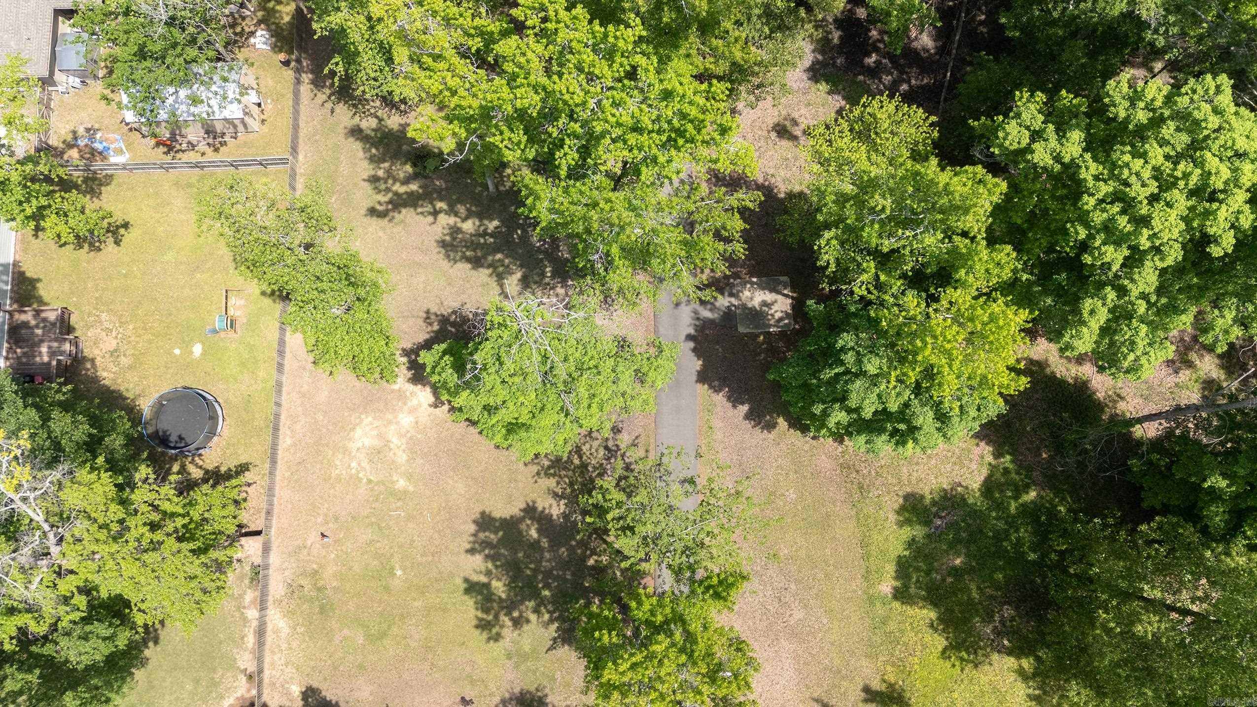 HUNTERS RUN - Residential