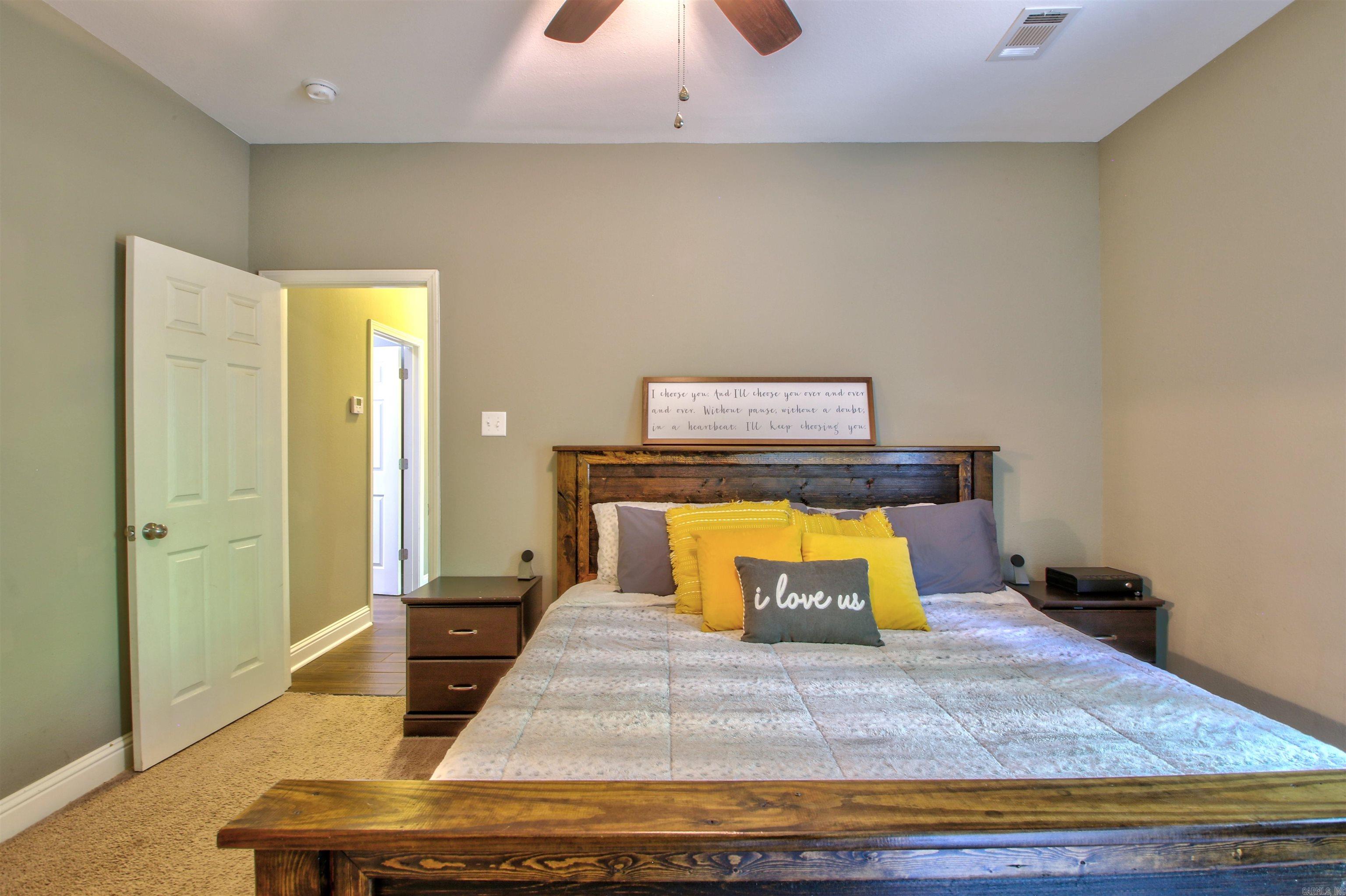 HUNTERS RUN - Residential