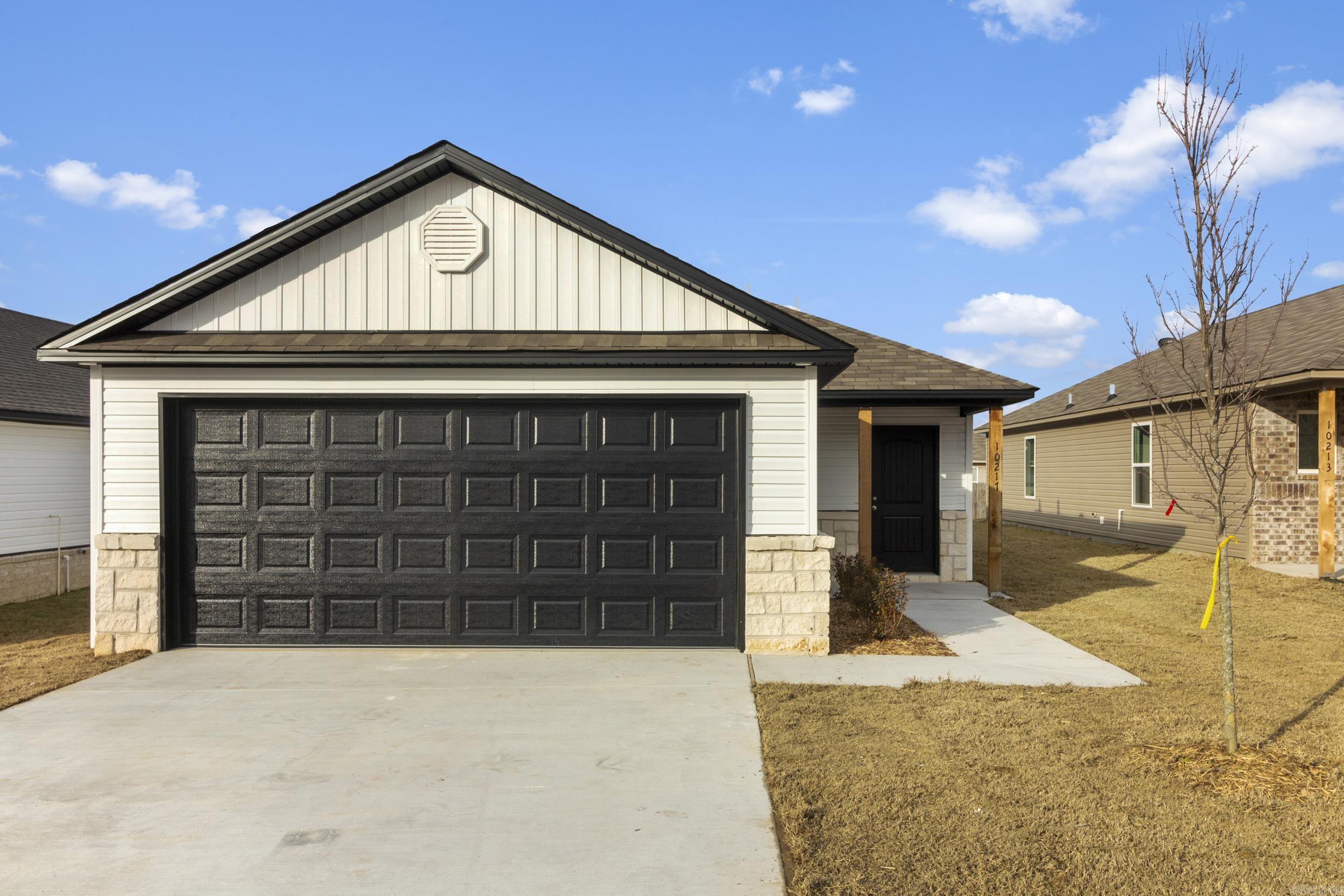 COUNTRY CLUB OF ARK THE - Residential