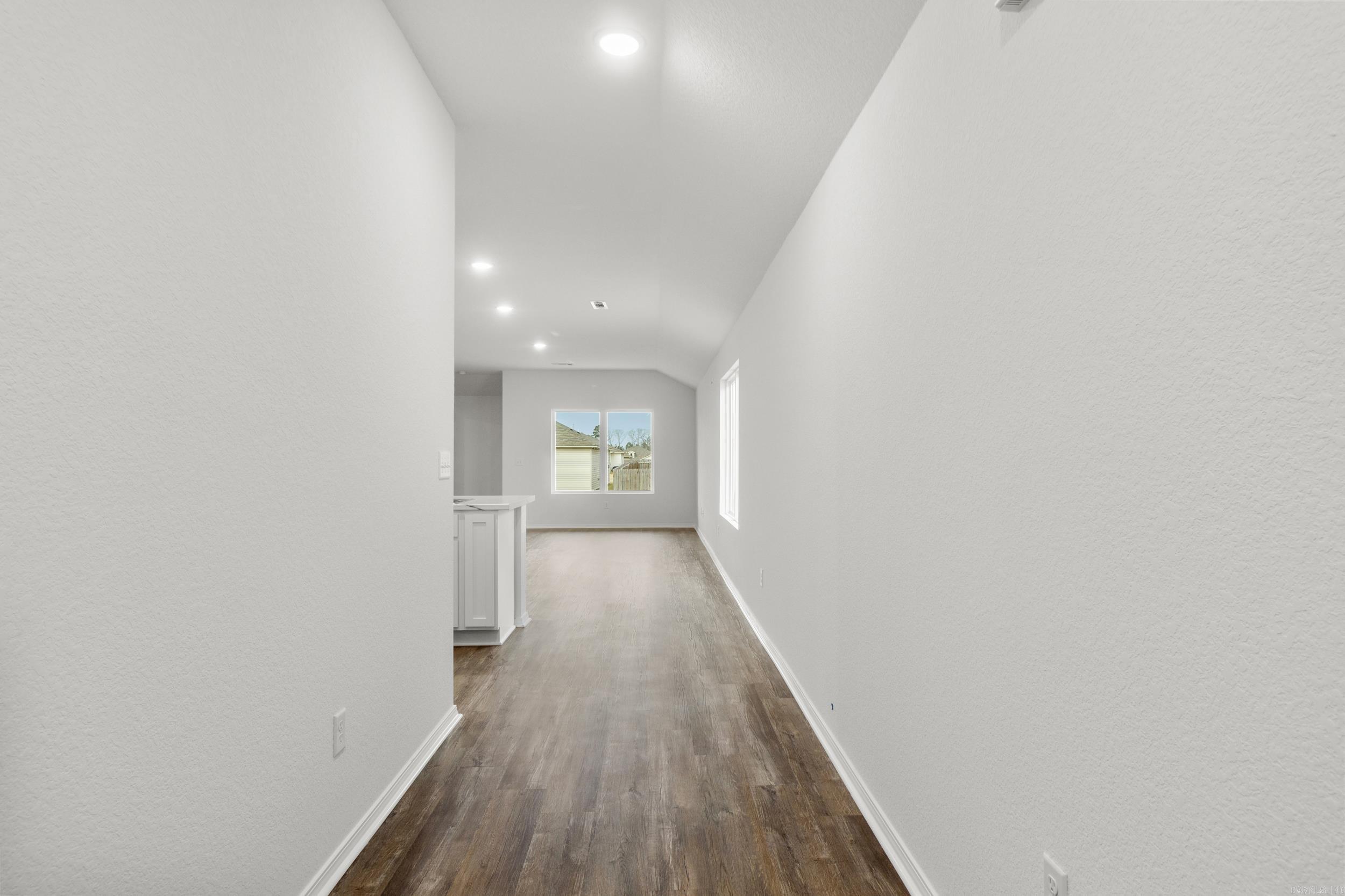 COUNTRY CLUB OF ARK THE - Residential