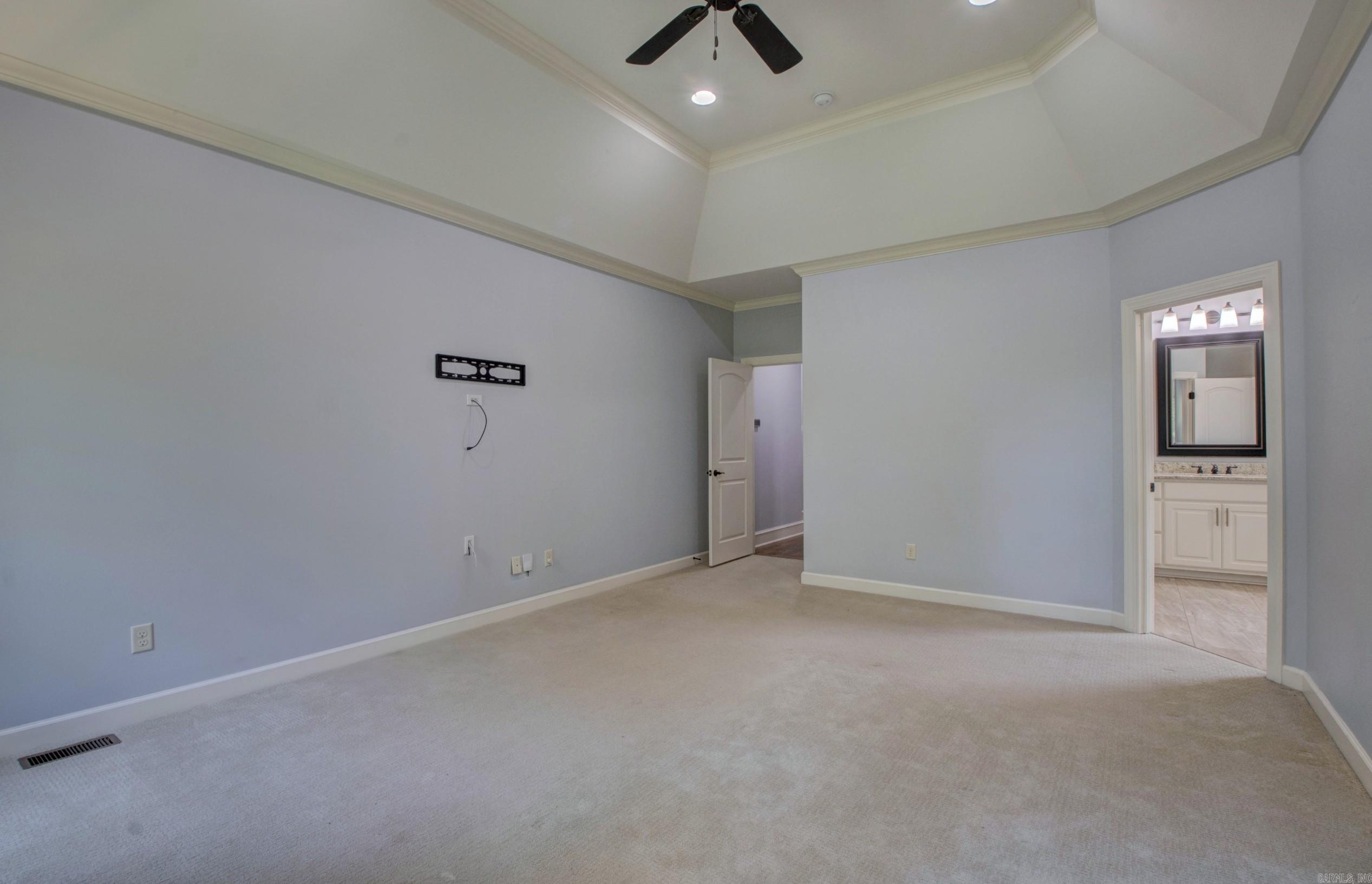 WOODLANDS EDGE - Residential