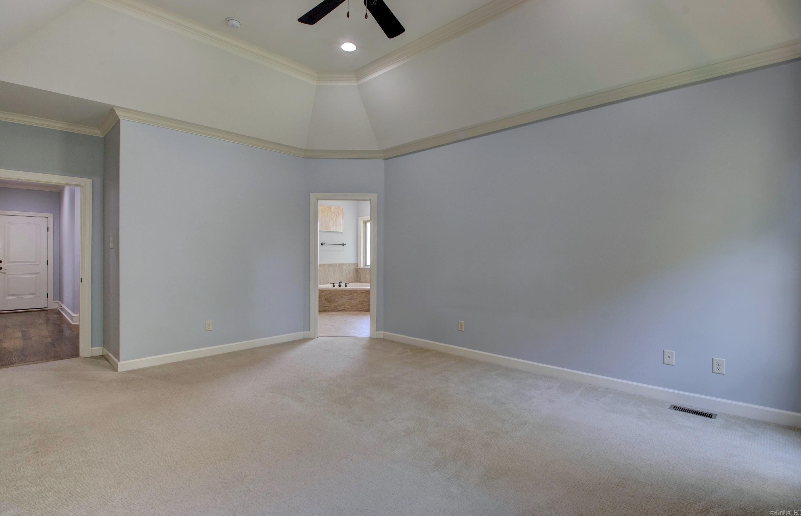 WOODLANDS EDGE - Residential