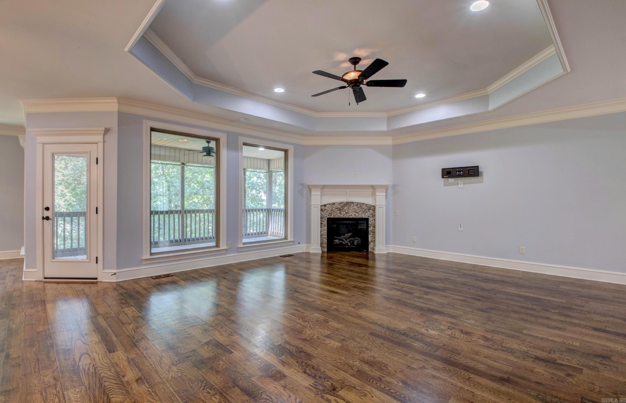 WOODLANDS EDGE - Residential