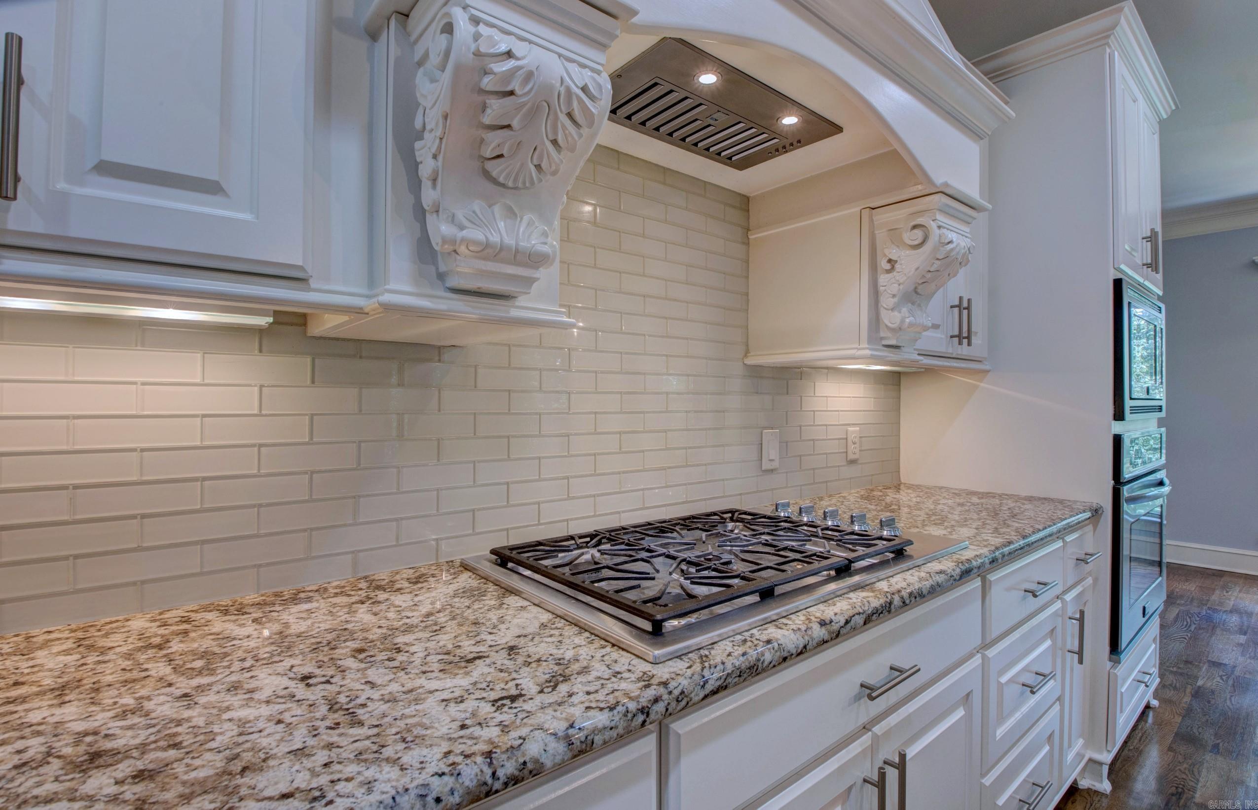 WOODLANDS EDGE - Residential